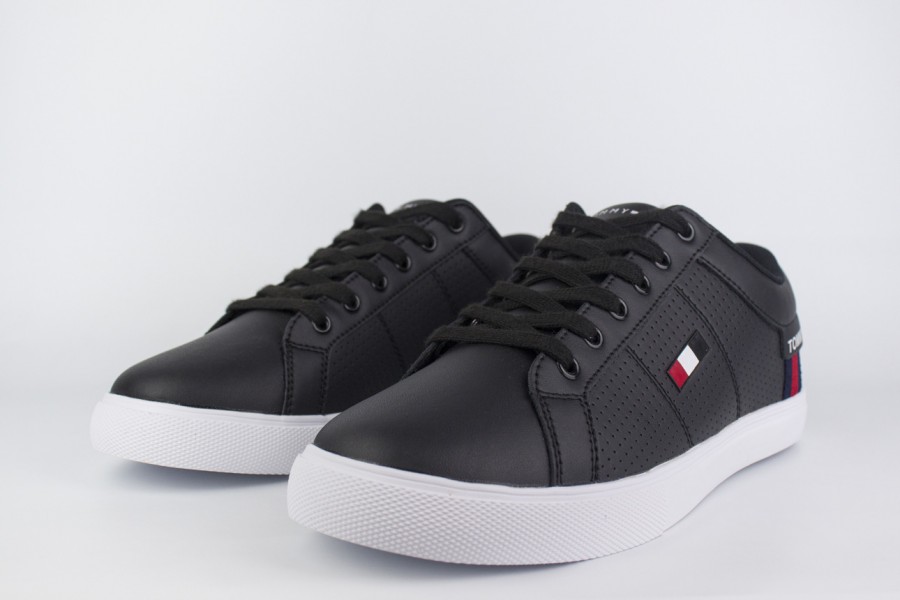 кеды Tommy Hilfiger Essential Sneaker Black / White