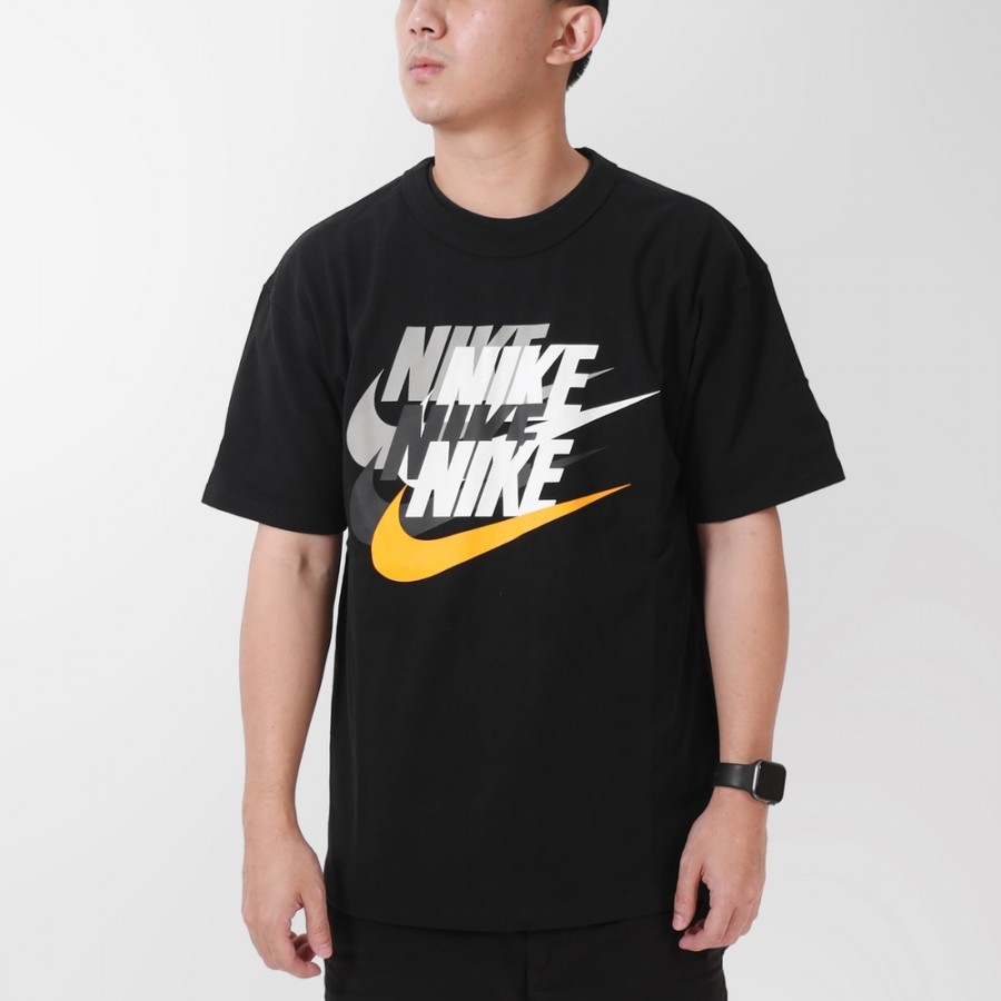 футболка Nike DV3317-010