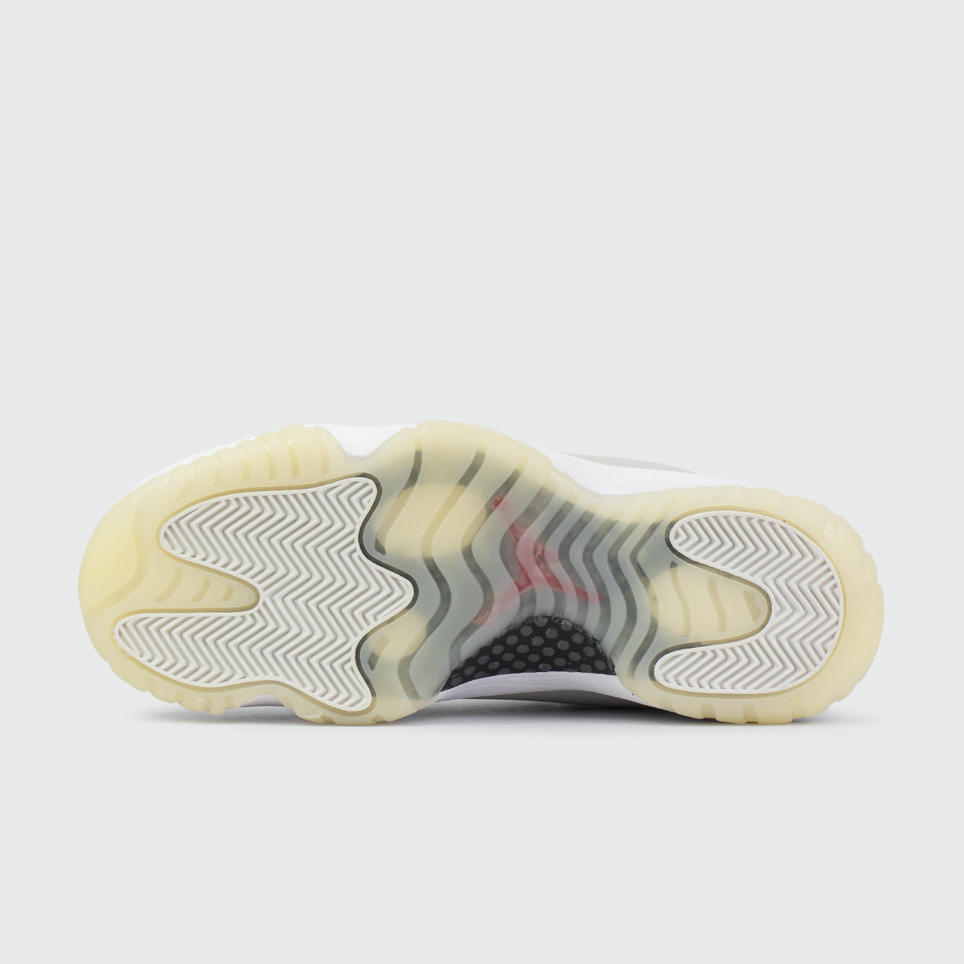 Кроссовки Nike Air Jordan 11 Platinum Tint Кроссовки Nike Air Jordan 11 Platinum Tint