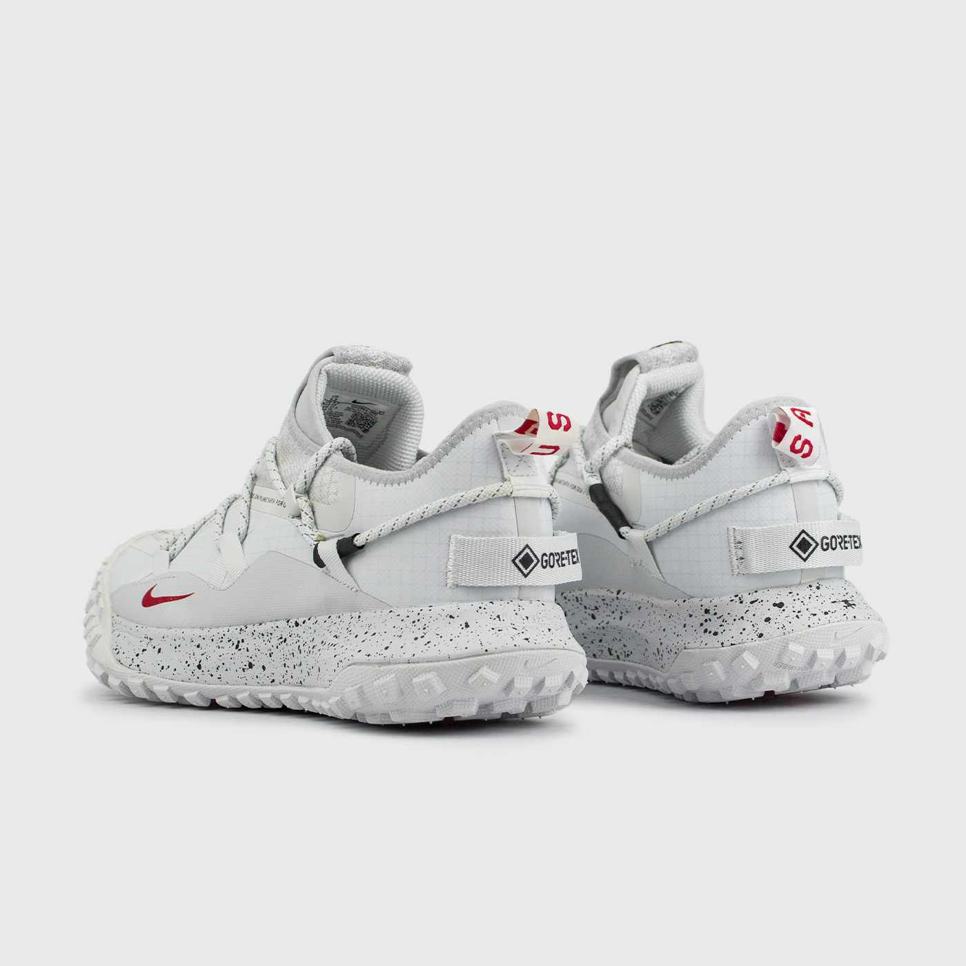 Кроссовки Nike ACG Mountain Fly Low Gtx White / Red