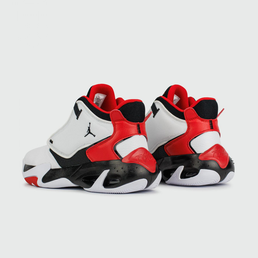 кроссовки Nike Air Jordan Max Aura 4 White / Red