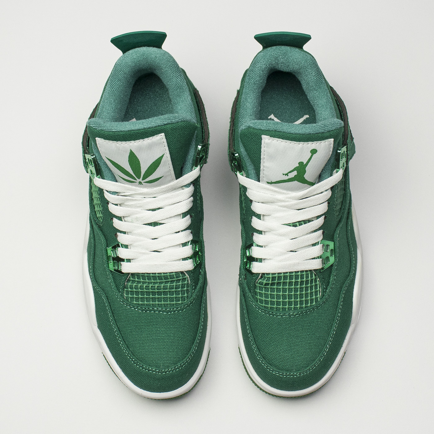 Jordan deals 20 green