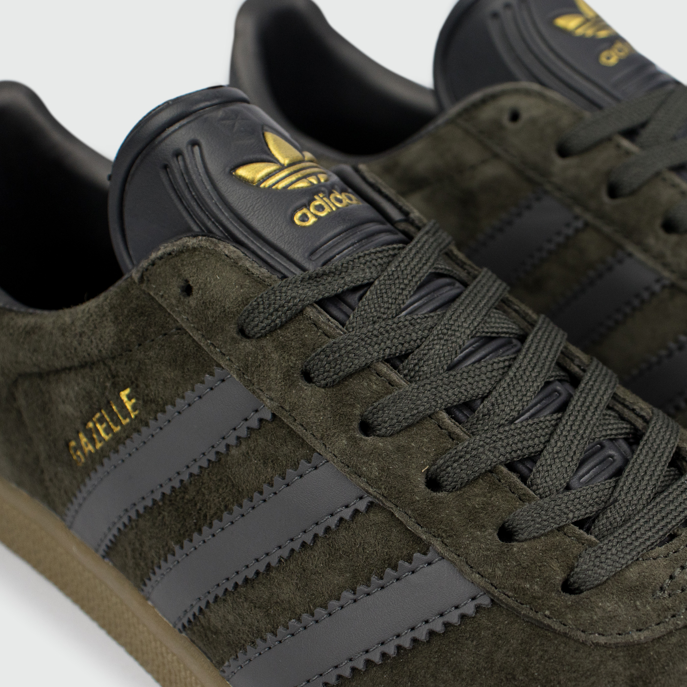 Adidas dark outlet grey gazelle