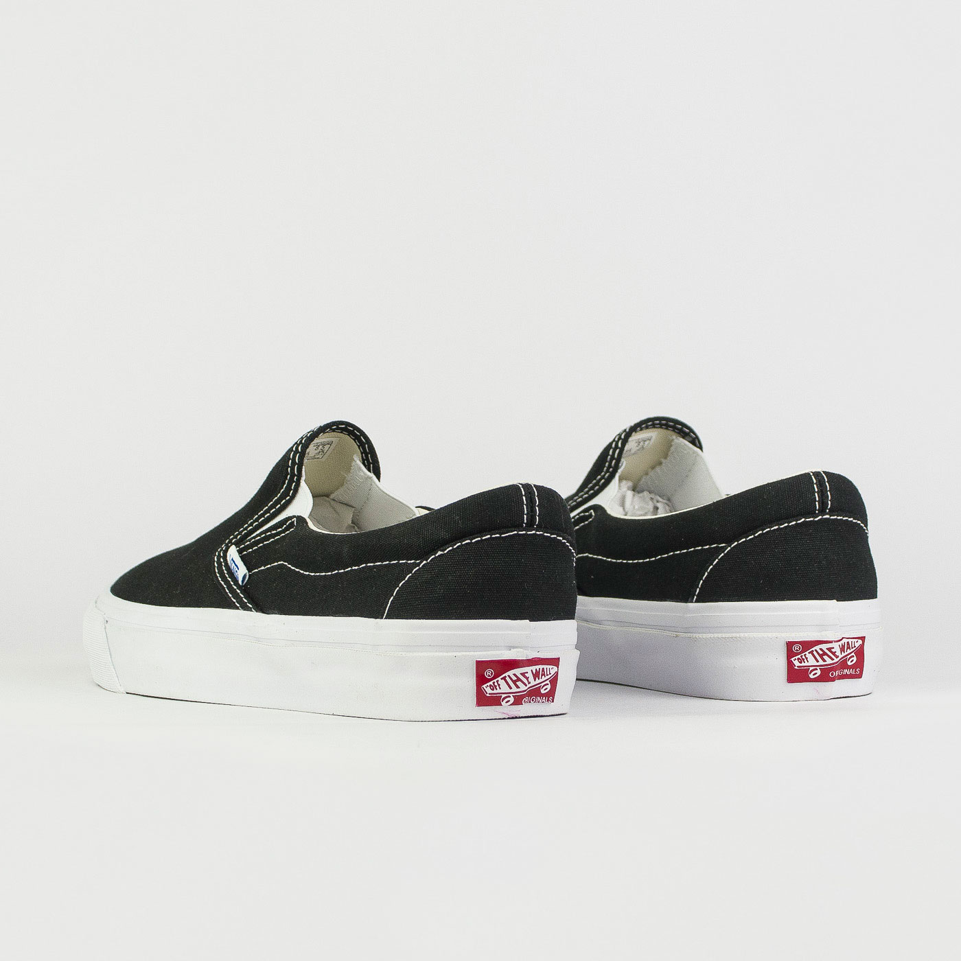 Кеды Vans Slip-On Wmns Black / White