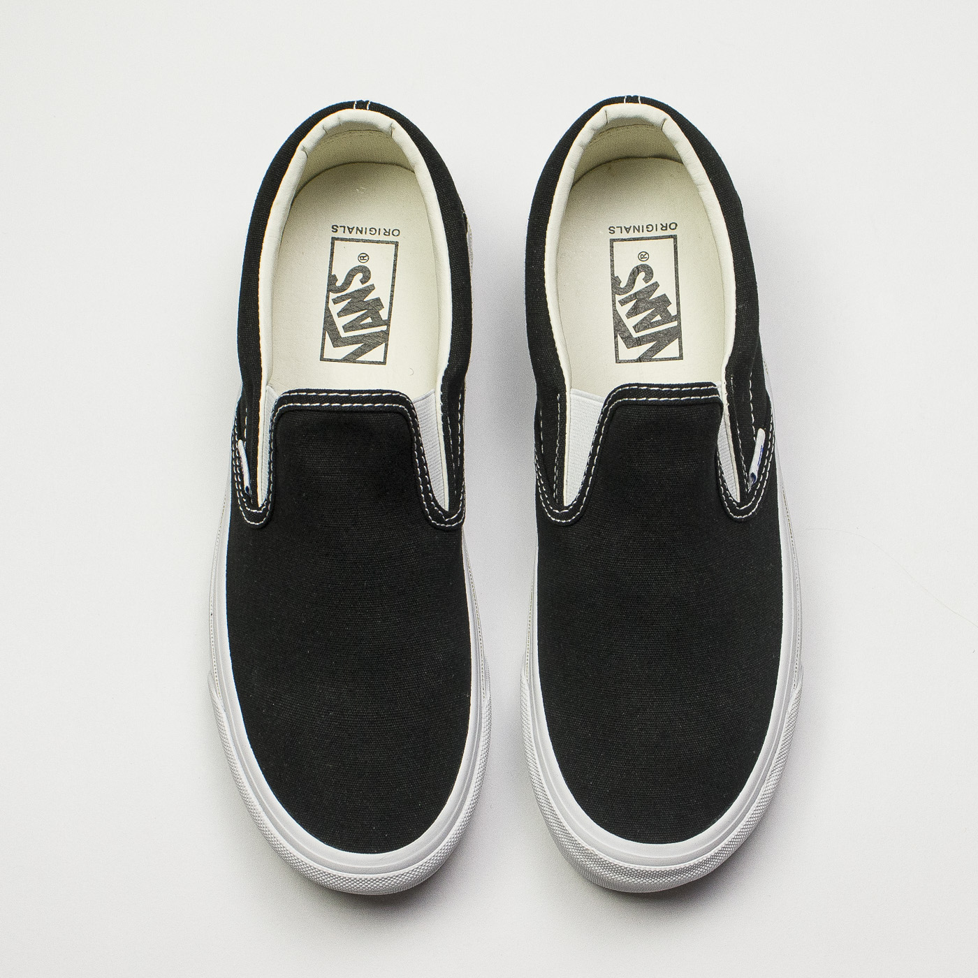 Кеды Vans Slip-On Wmns Black / White