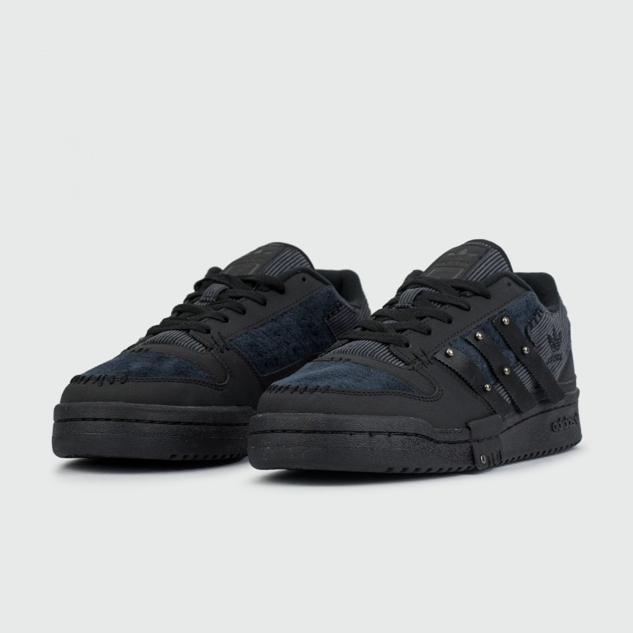 кроссовки Adidas x Melting Sadness Forum Exhibit Low Core Black