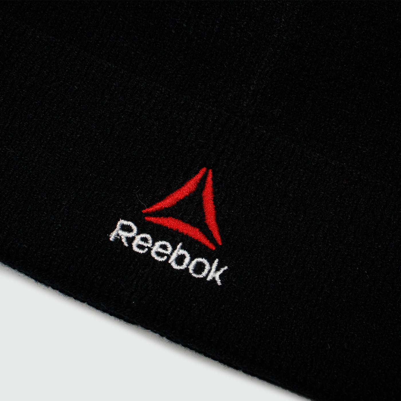 Шапка Reebok Black