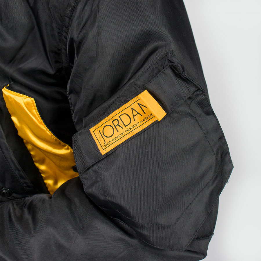 куртка Air Jordan Black Yellow Logo