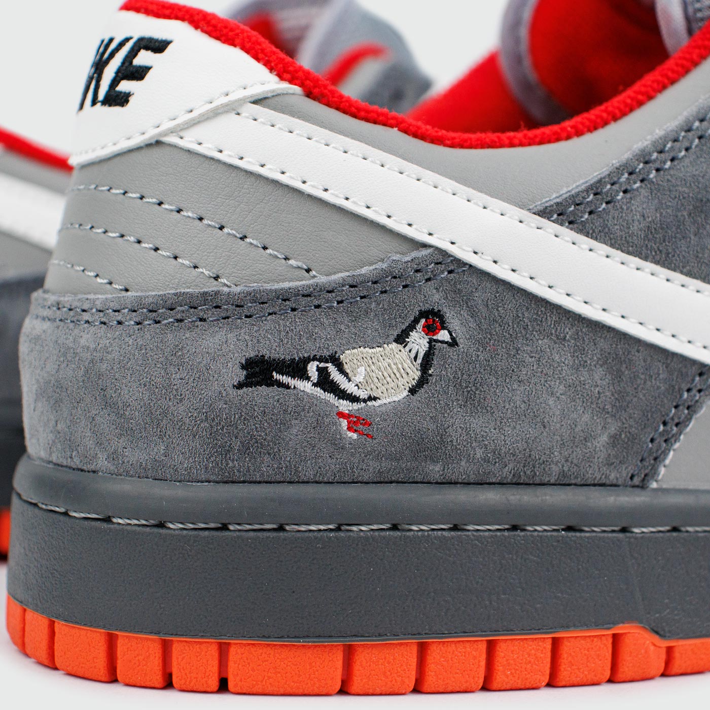 Кроссовки Nike Dunk Low x JF Pigeon Кроссовки Nike Dunk Low x JF Pigeon