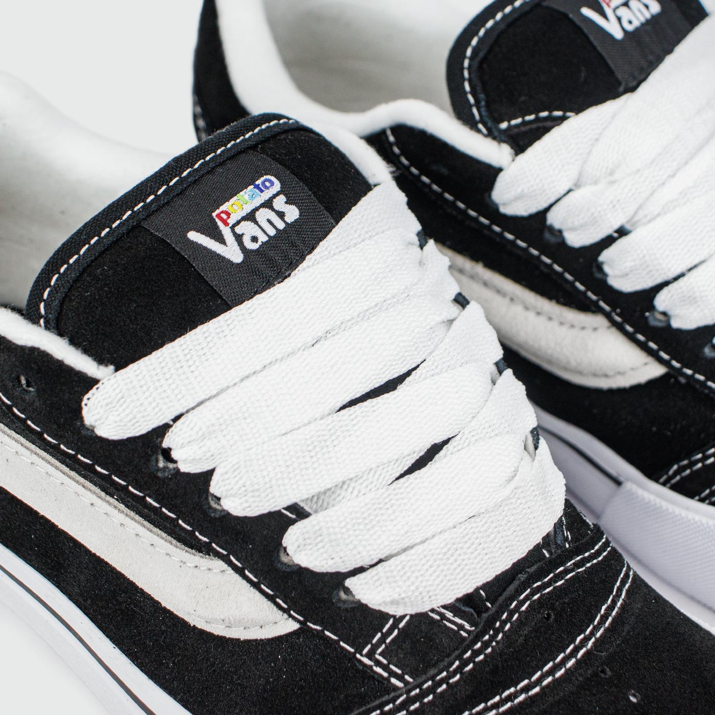 Кеды Vans Knu Skool Black White Wmns