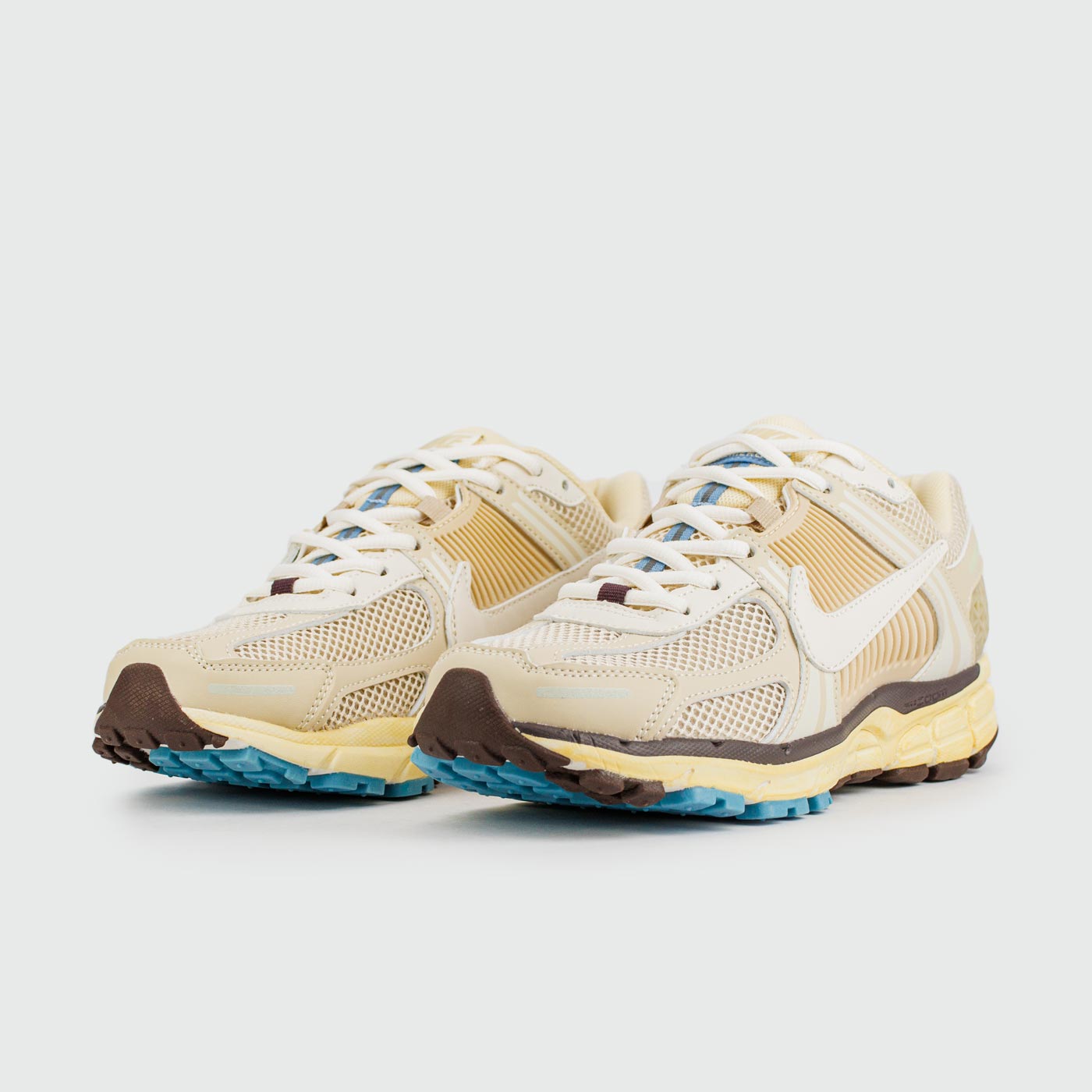 Кроссовки Nike Zoom Vomero 5 Cream Wmns Кроссовки Nike Zoom Vomero 5 Cream Wmns