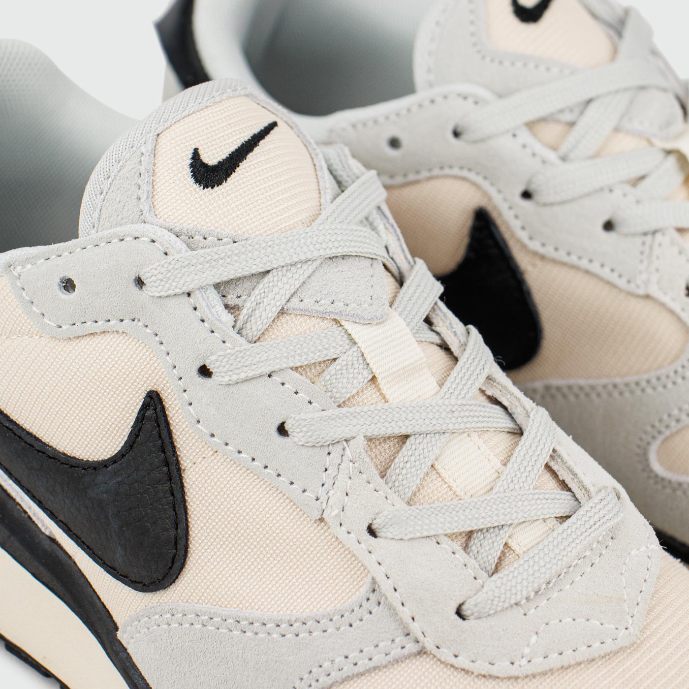 Кроссовки Nike Waffle Phoenix Waffle Grey Кроссовки Nike Waffle Phoenix Waffle Grey