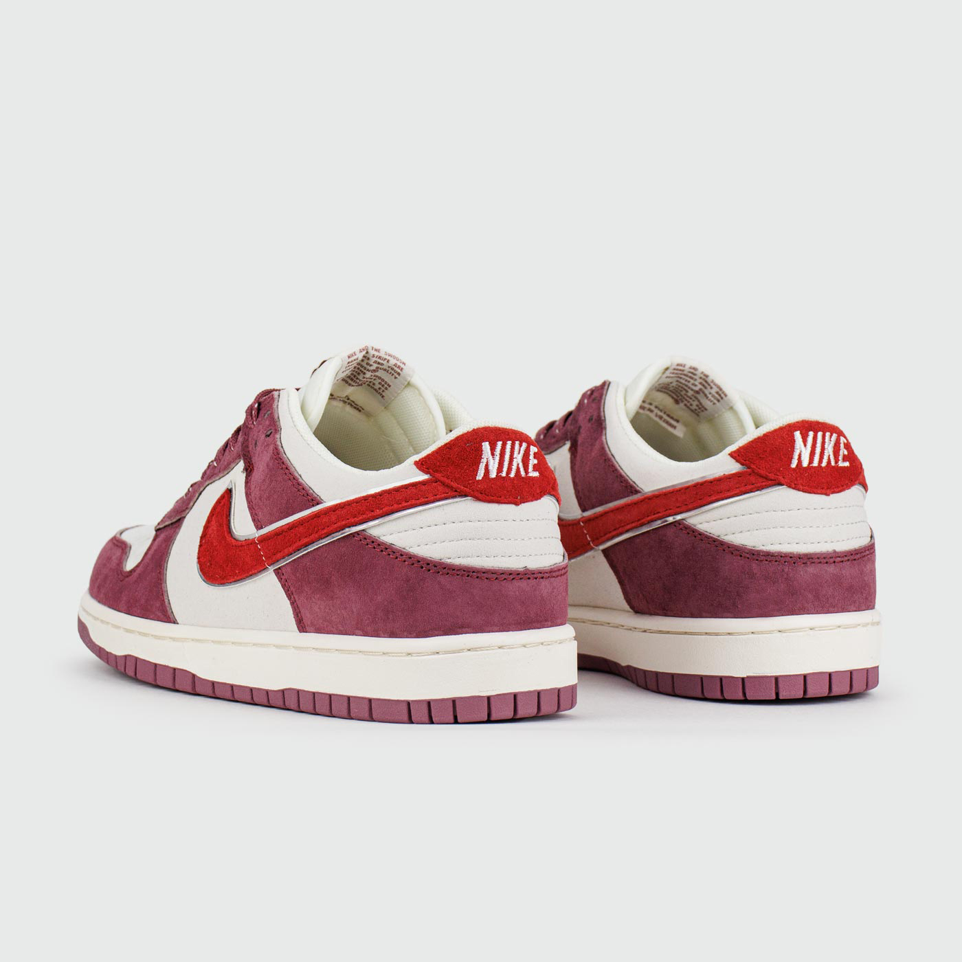 Кроссовки Nike SB Dunk Low Red White