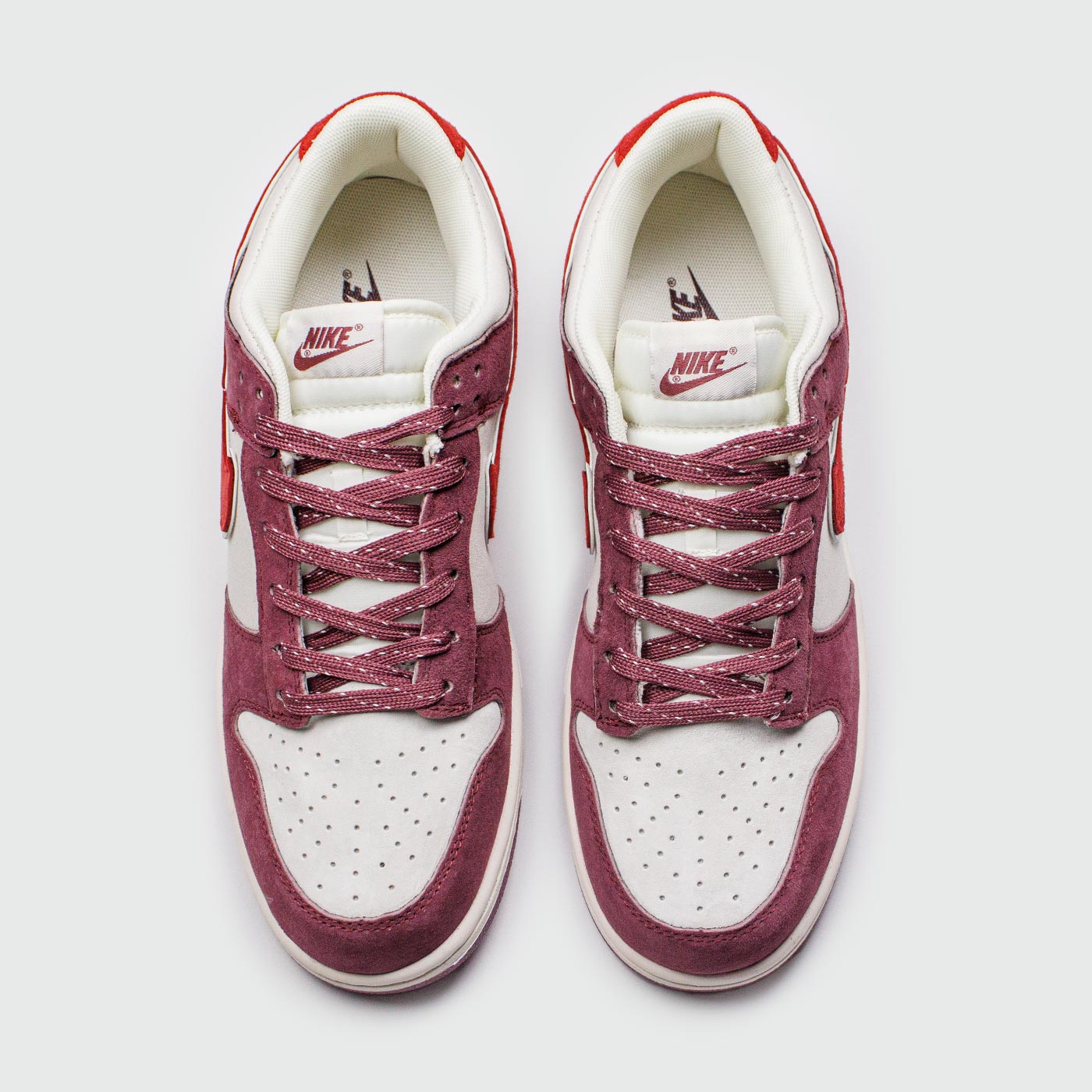 Кроссовки Nike SB Dunk Low Red White