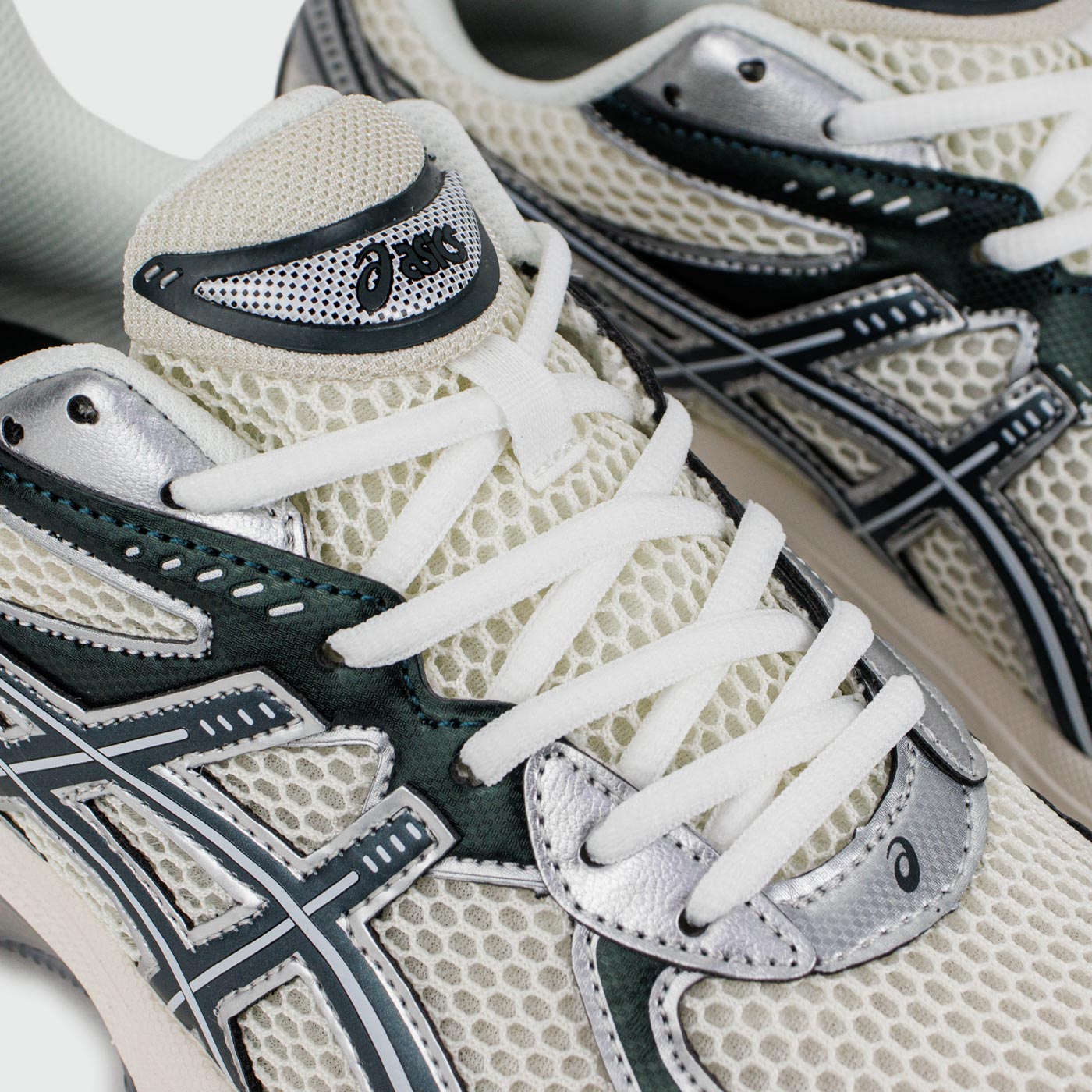 Кроссовки Asics GT-2160 White / Black-Green Кроссовки Asics GT-2160 White / Black-Green