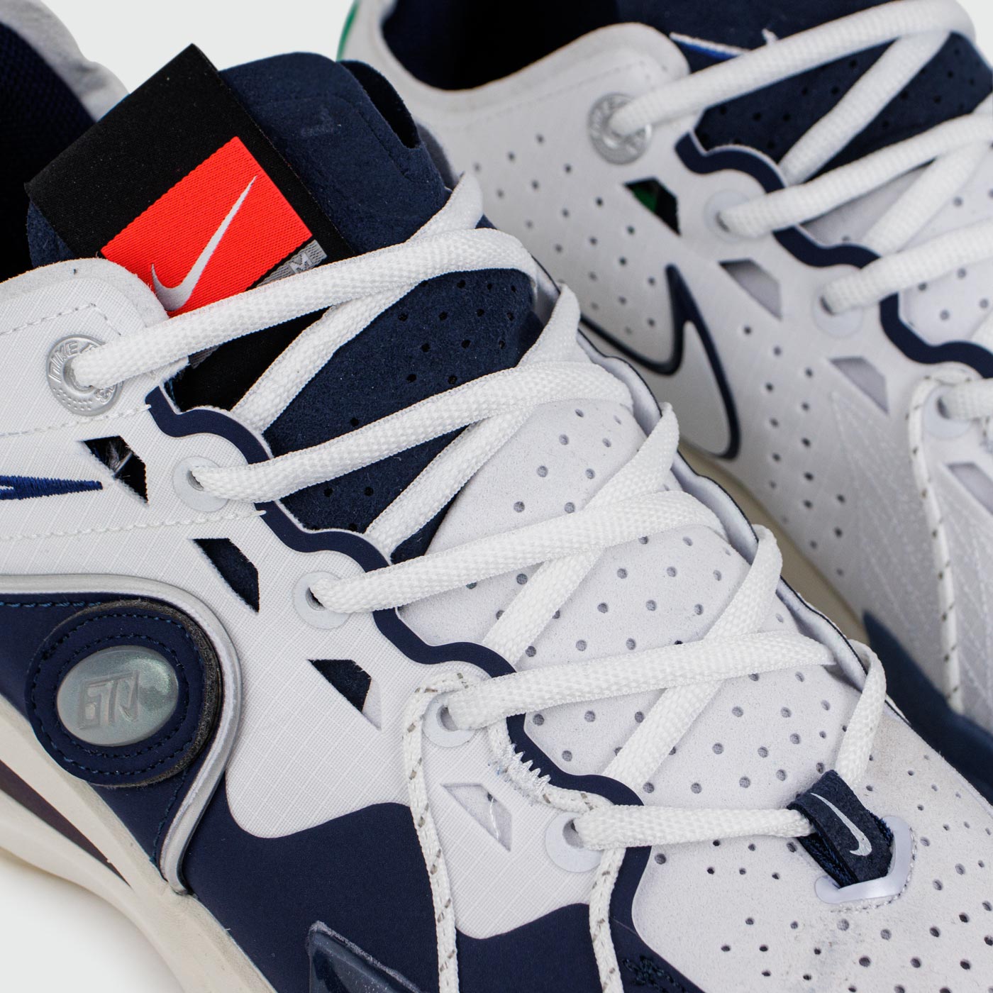 Кроссовки Nike Air Zoom G.T. Cut 3 White Blue Кроссовки Nike Air Zoom G.T. Cut 3 White Blue