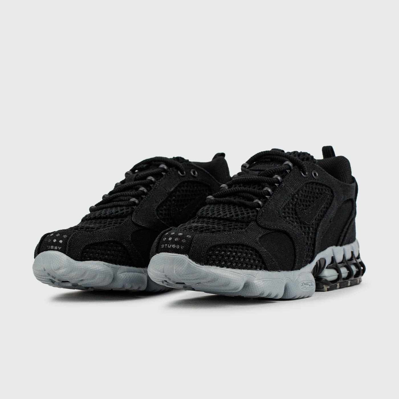 Кроссовки Nike Air Zoom Spiridon Cage 2 x Stussy Black Grey Wmns Кроссовки Nike Air Zoom Spiridon Cage 2 x Stussy Black Grey Wmns