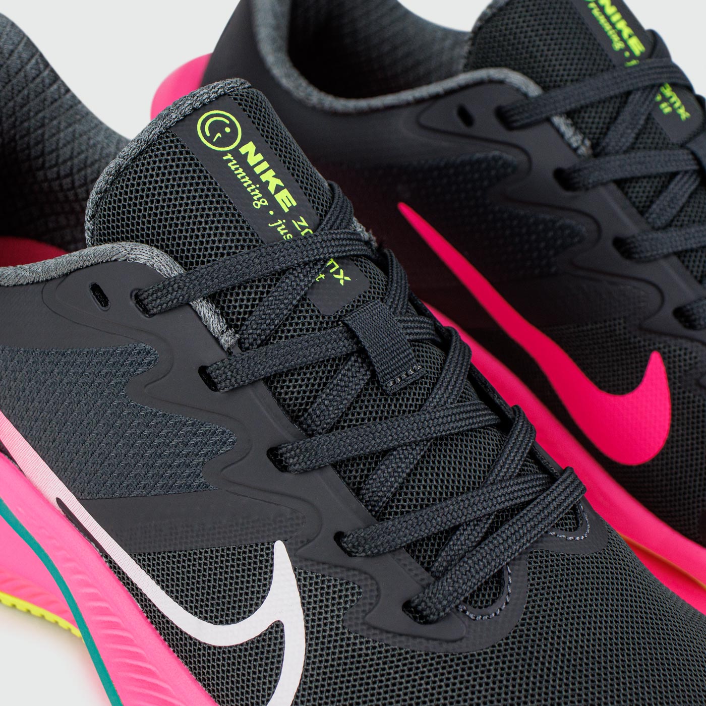 Кроссовки Nike ZoomX Smile Black Pink Wmns Кроссовки Nike ZoomX Smile Black Pink Wmns