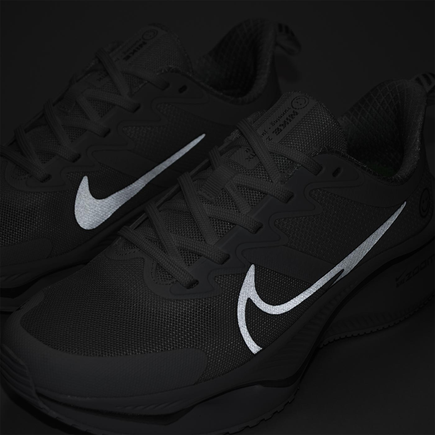 Кроссовки Nike ZoomX Smile White Grey Wmns Кроссовки Nike ZoomX Smile White Grey Wmns