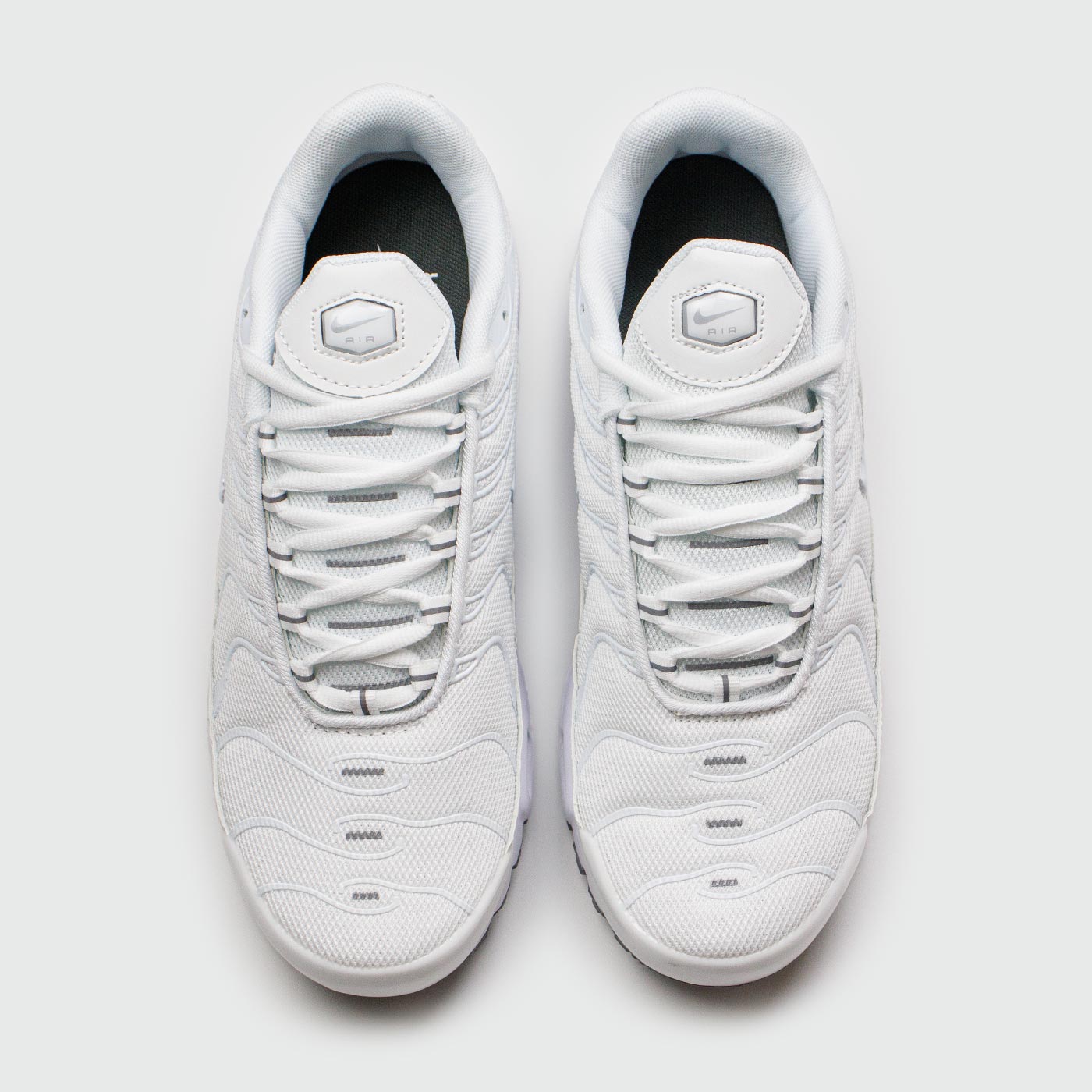 Кроссовки Nike Air Max Plus Tn White Кроссовки Nike Air Max Plus Tn White