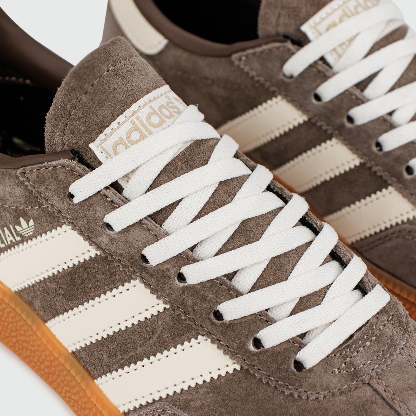 Кроссовки Adidas Spezial Sky Brown / Gum Wmns Кроссовки Adidas Spezial Sky Brown / Gum Wmns