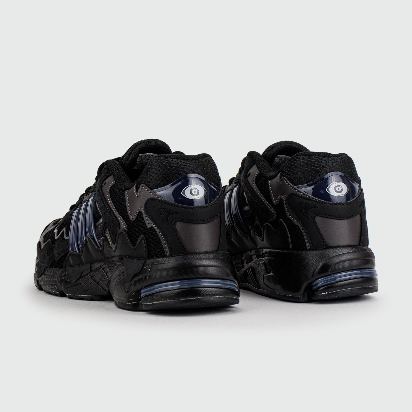 Кроссовки Adidas Response CL x Bad Bunny Black Кроссовки Adidas Response CL x Bad Bunny Black