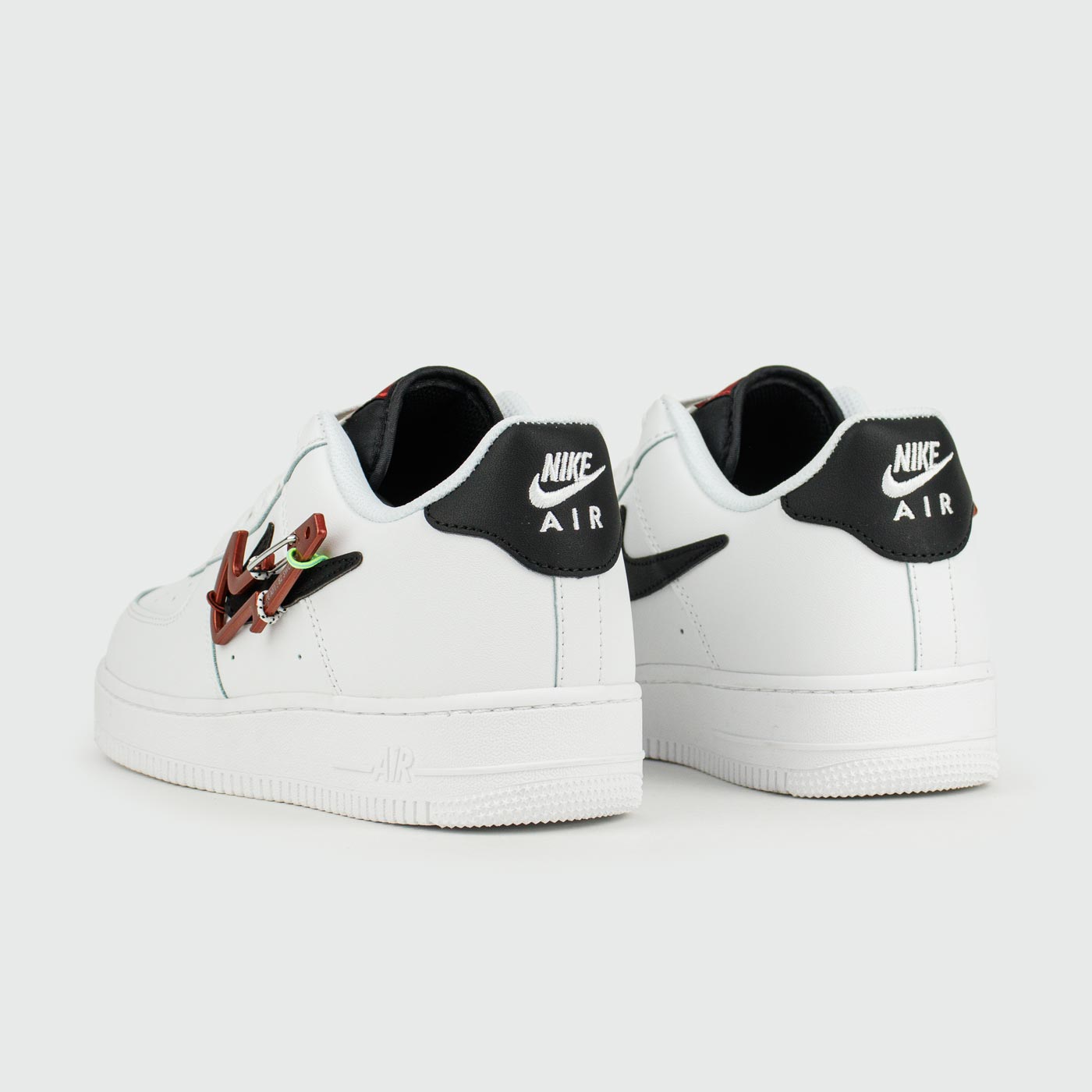 Кроссовки Nike Air Force 1 Low Carabiner Swoosh new Кроссовки Nike Air Force 1 Low Carabiner Swoosh new