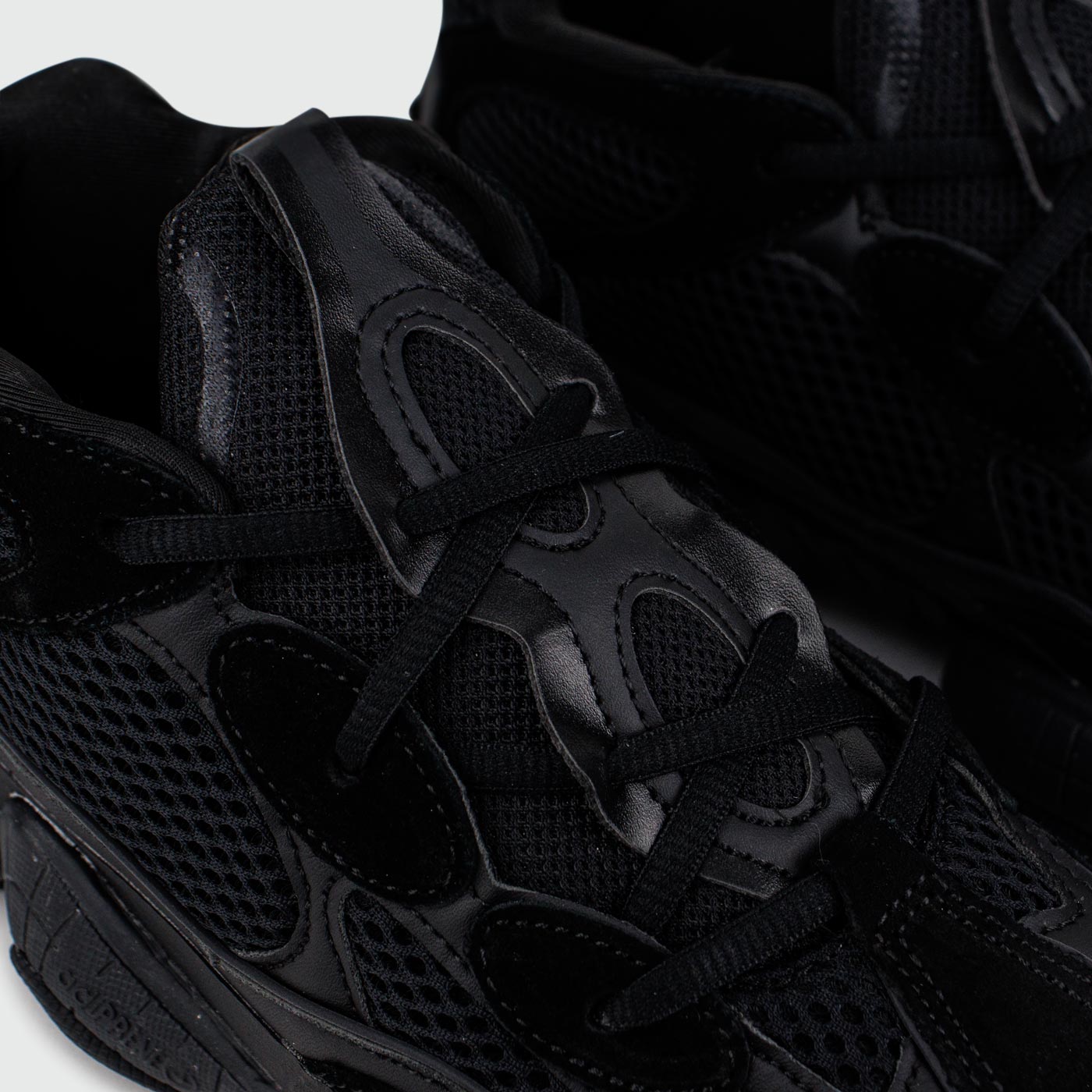 Кроссовки Adidas Yeezy Boost 500 Black