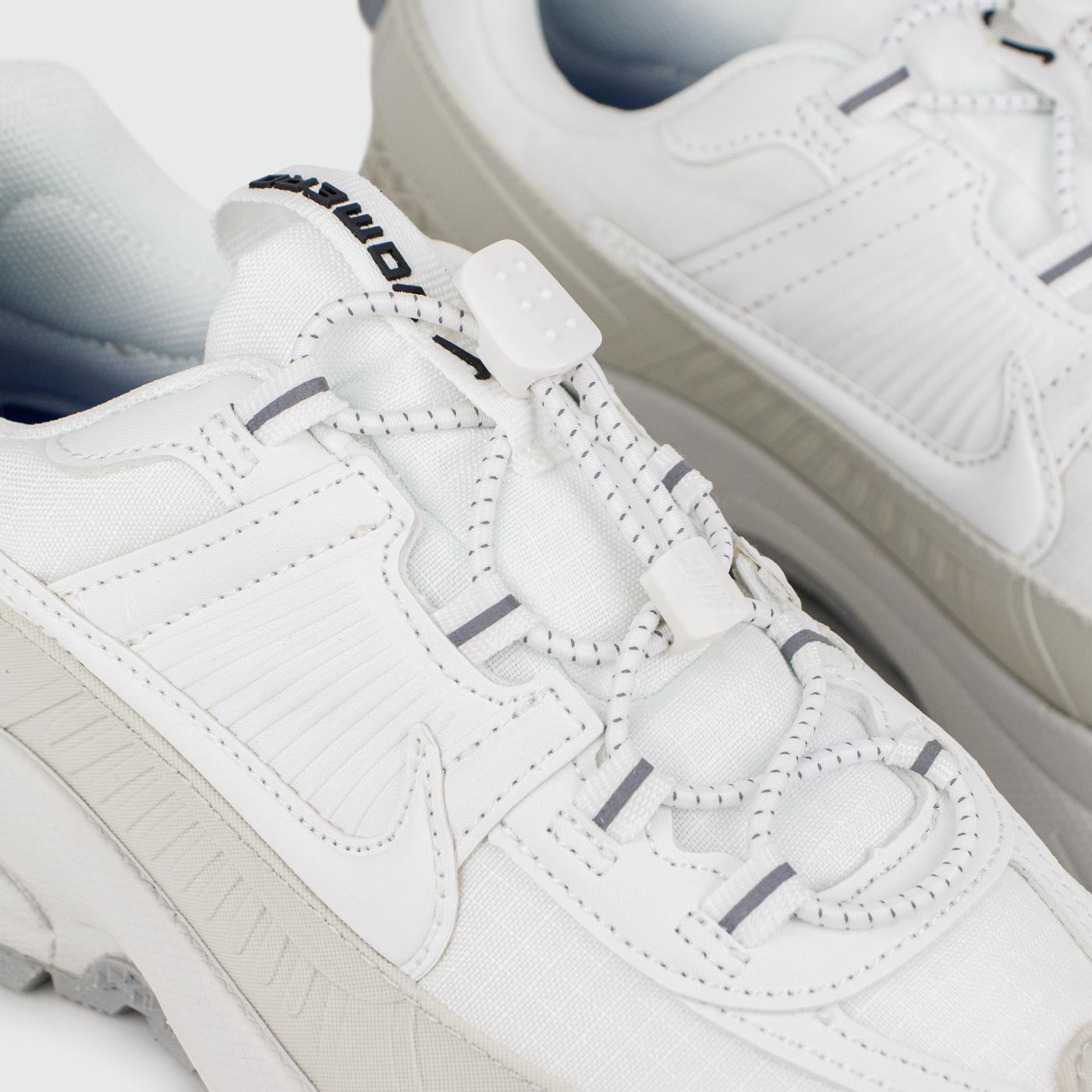 Кроссовки Nike Zoom Vomero 5 Roam White Wmns
