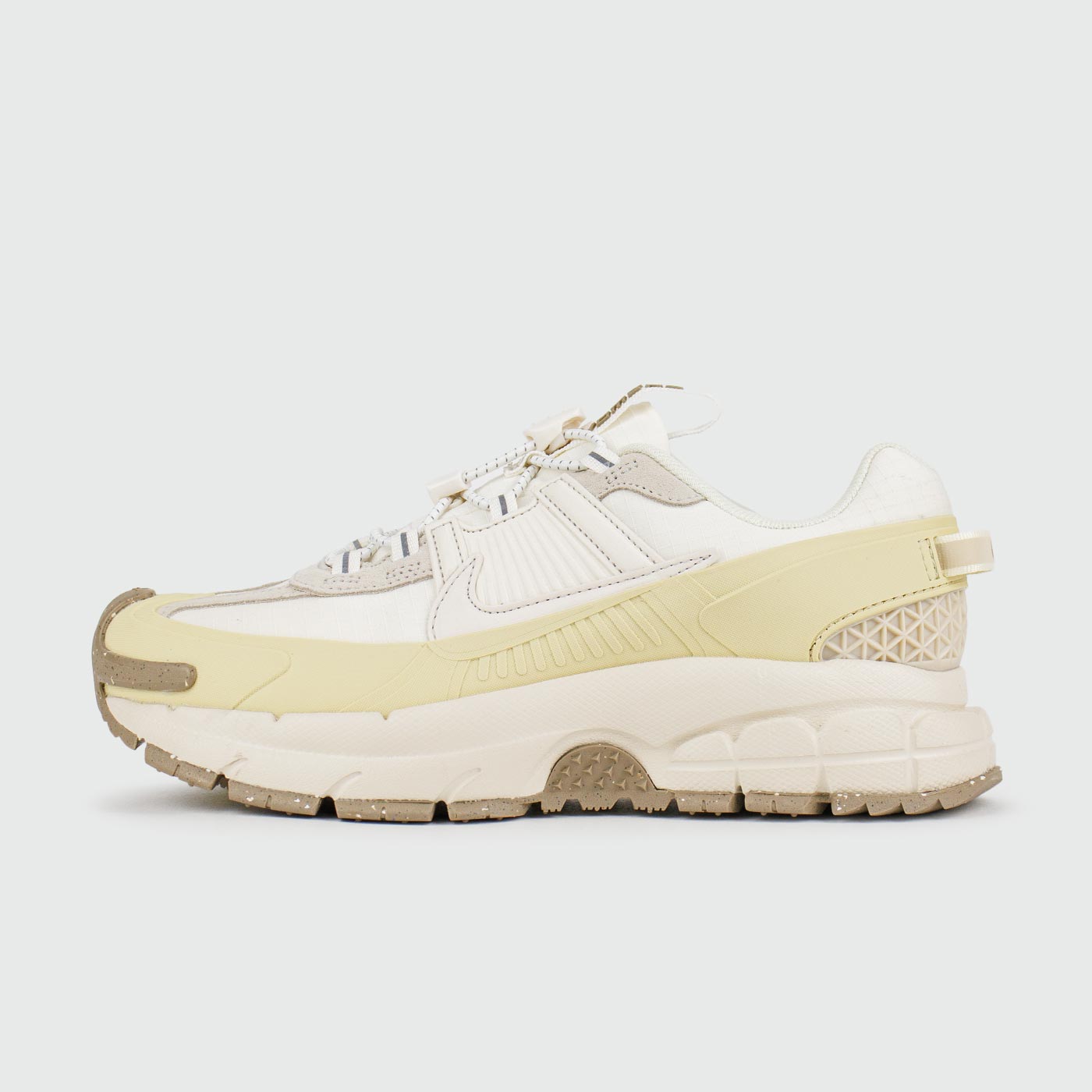 Кроссовки Nike Zoom Vomero 5 Roam Beige Wmns