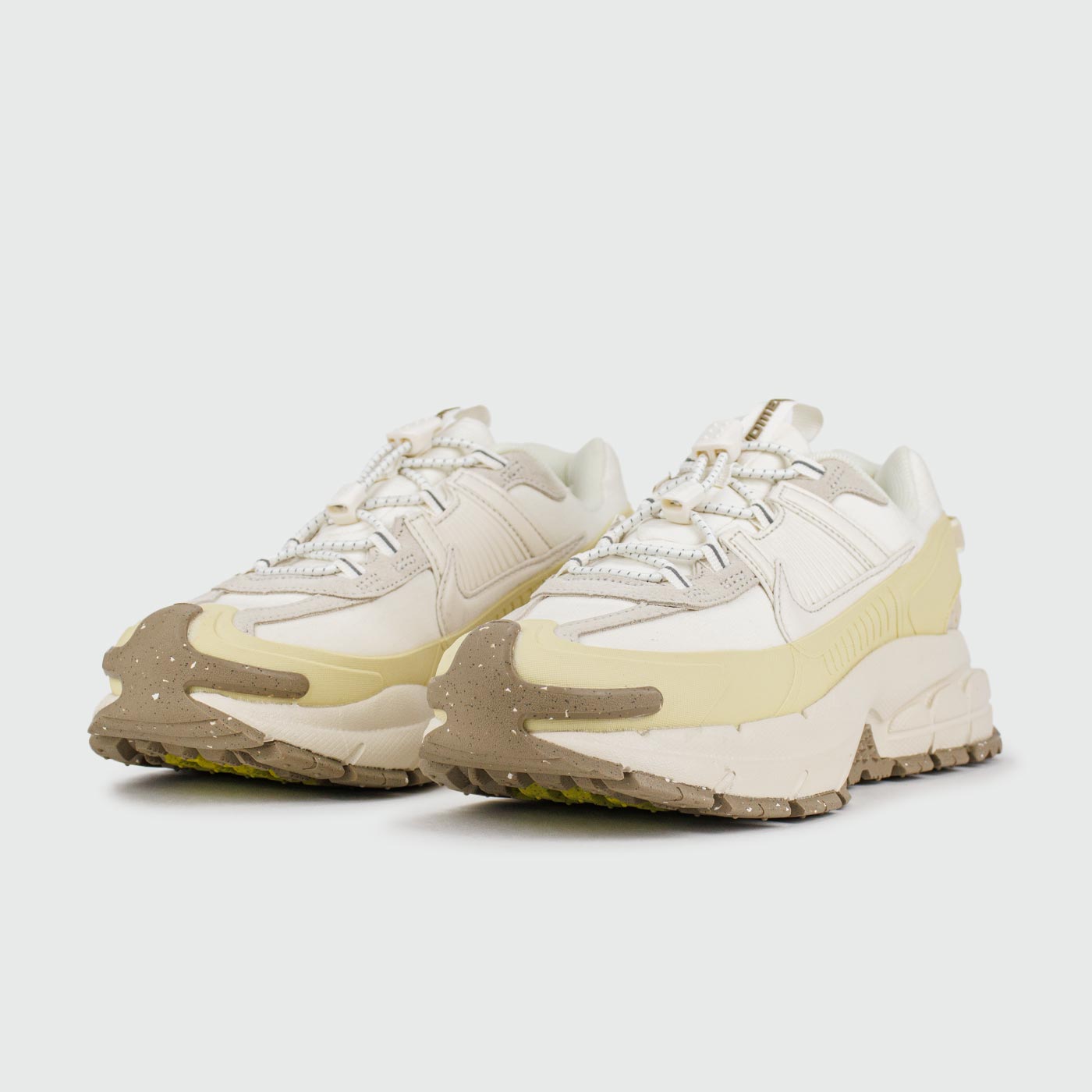 Кроссовки Nike Zoom Vomero 5 Roam Beige