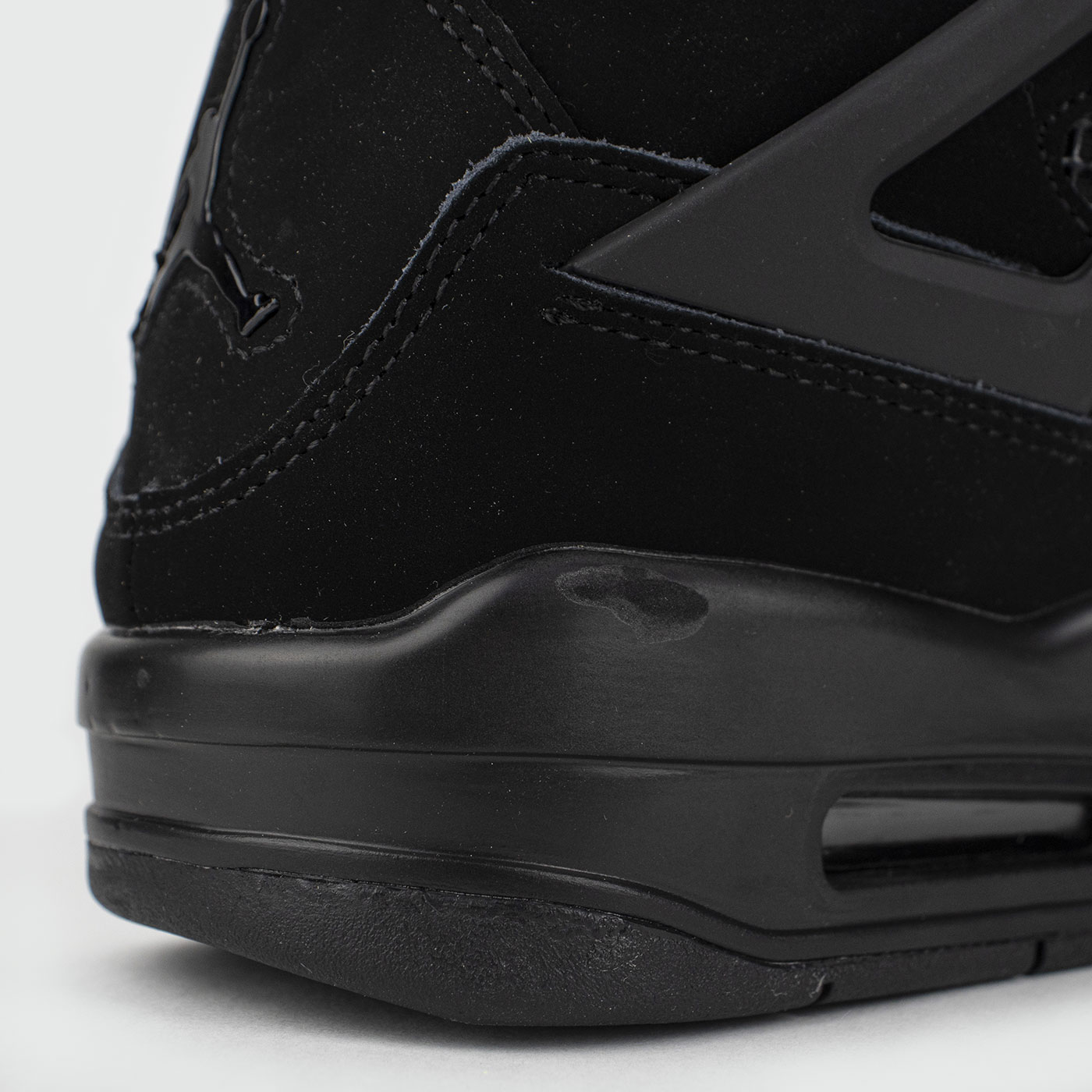Кроссовки Nike Air Jordan 4 Retro Triple Black