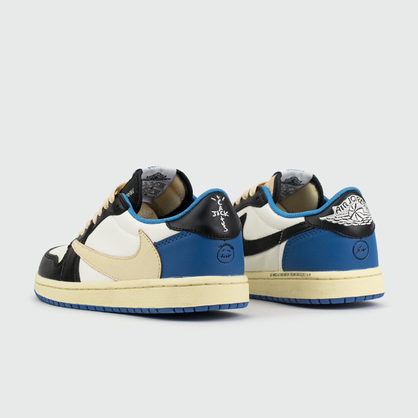 Кроссовки Nike Air Jordan 1 Low x Fragment x TS Кроссовки Nike Air Jordan 1 Low x Fragment x TS