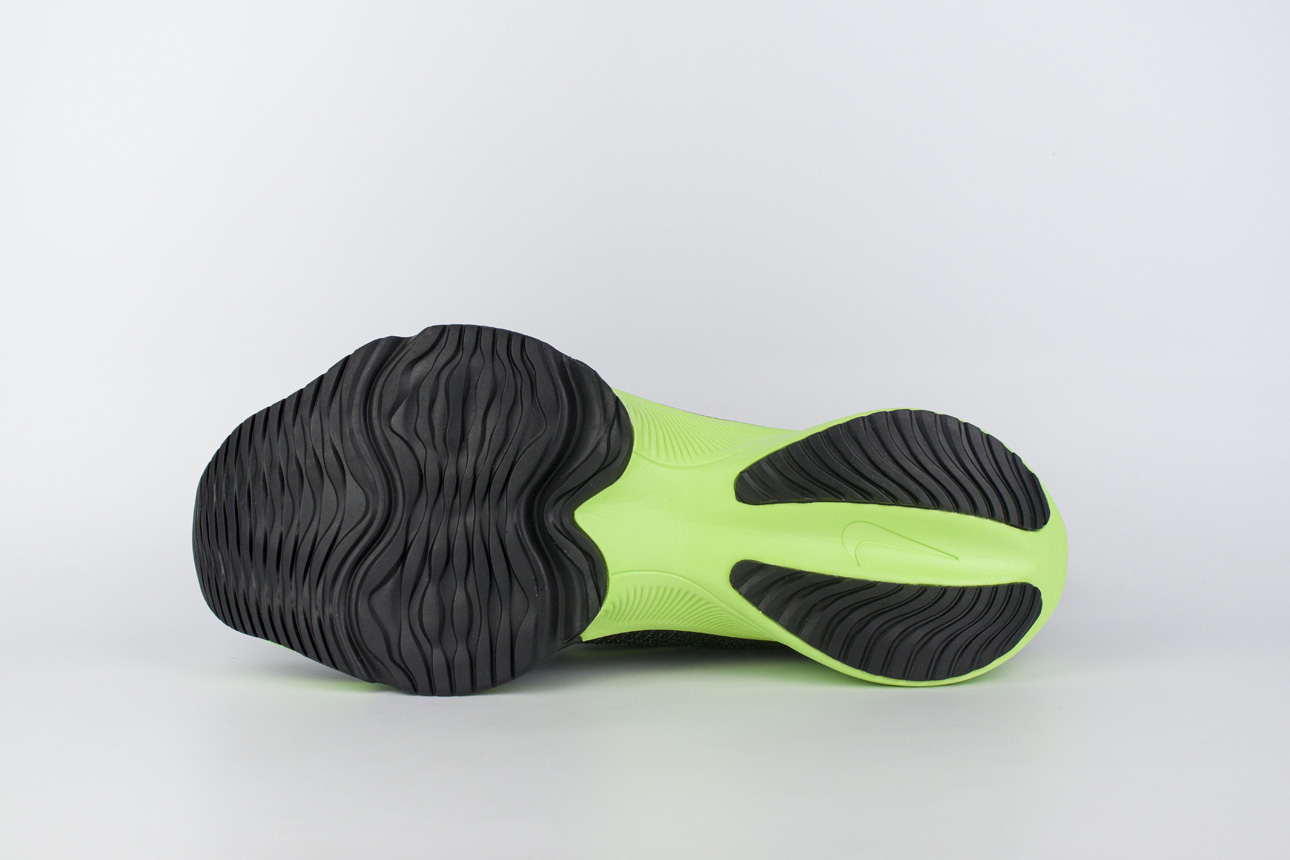 Кроссовки Nike Air Zoom Tempo Next Black / Green Кроссовки Nike Air Zoom Tempo Next Black / Green