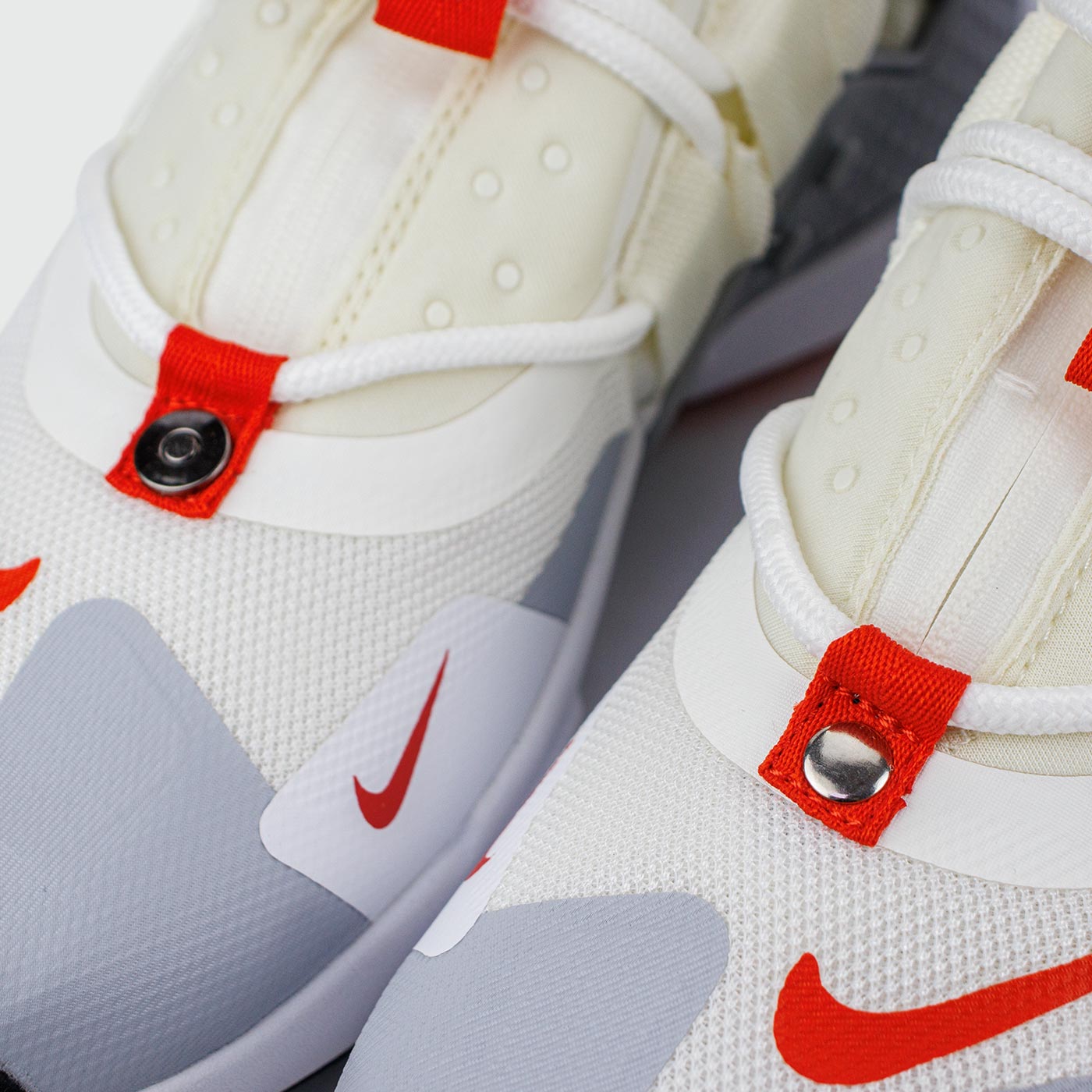 Кроссовки Nike Air Huarache Gripp L.Grey / Red Кроссовки Nike Air Huarache Gripp L.Grey / Red