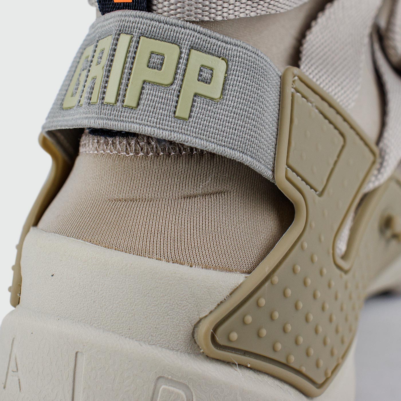 Кроссовки Nike Air Huarache Gripp Desert Ash Кроссовки Nike Air Huarache Gripp Desert Ash