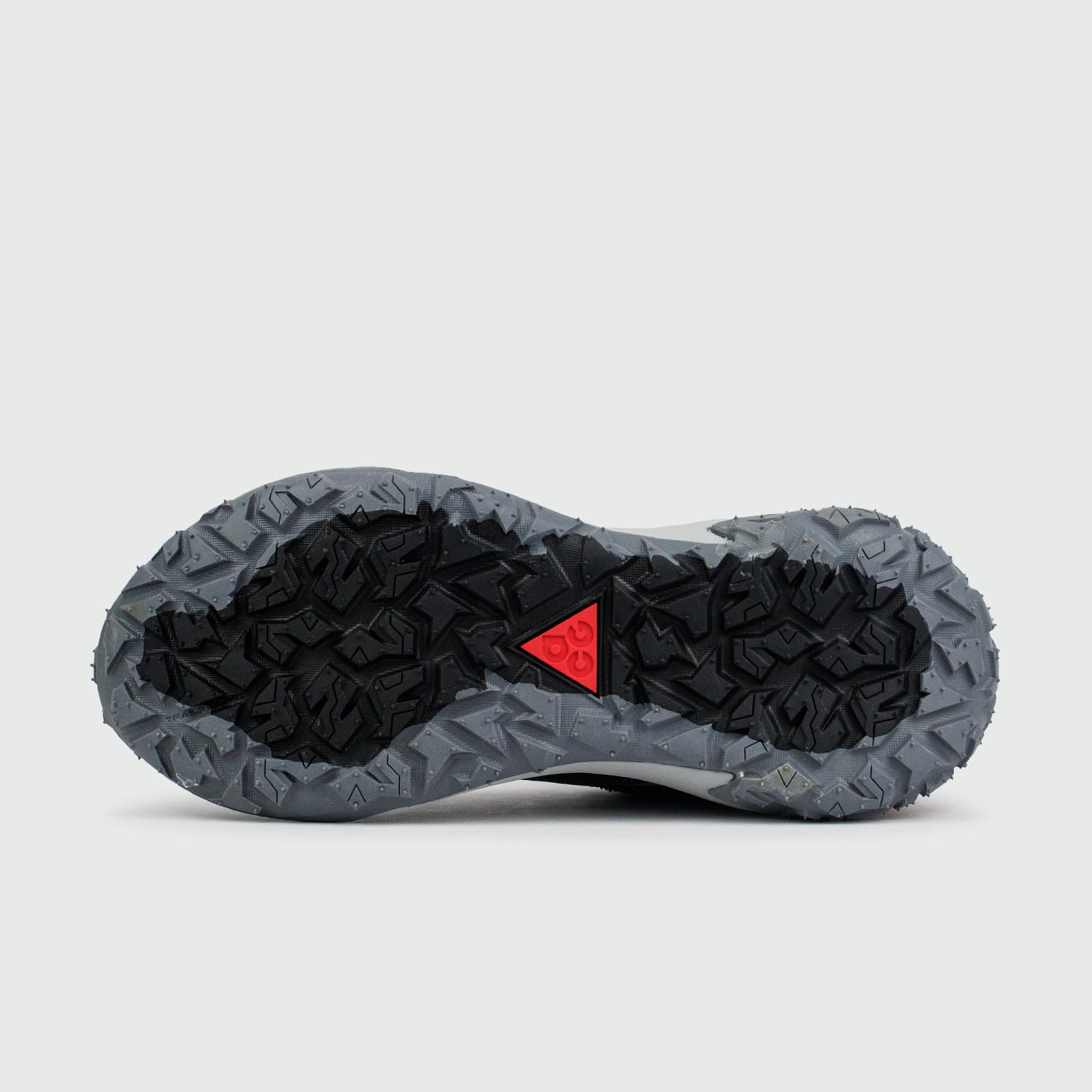 Кроссовки Nike ACG Mountain Fly 2 Low Gtx Grey Red Кроссовки Nike ACG Mountain Fly 2 Low Gtx Grey Red