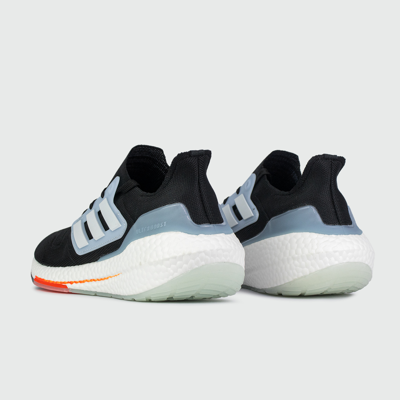 Кроссовки Adidas Ultraboost 22 Black / Magic Grey Кроссовки Adidas Ultraboost 22 Black / Magic Grey