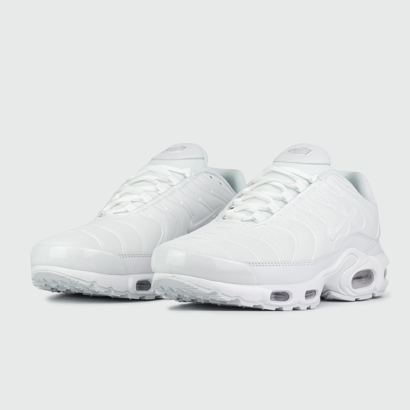 Кроссовки Nike Air Max Plus Tn Wmns Triple White new Кроссовки Nike Air Max Plus Tn Wmns Triple White new