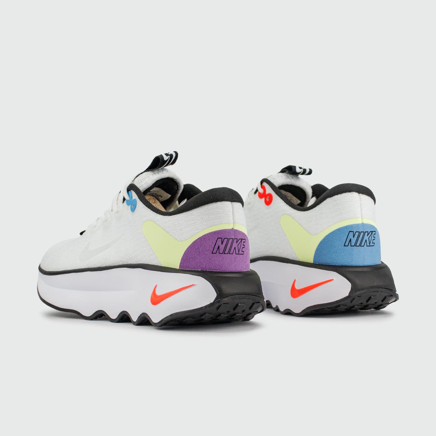 Кроссовки Nike Motiva White Colors Wmns