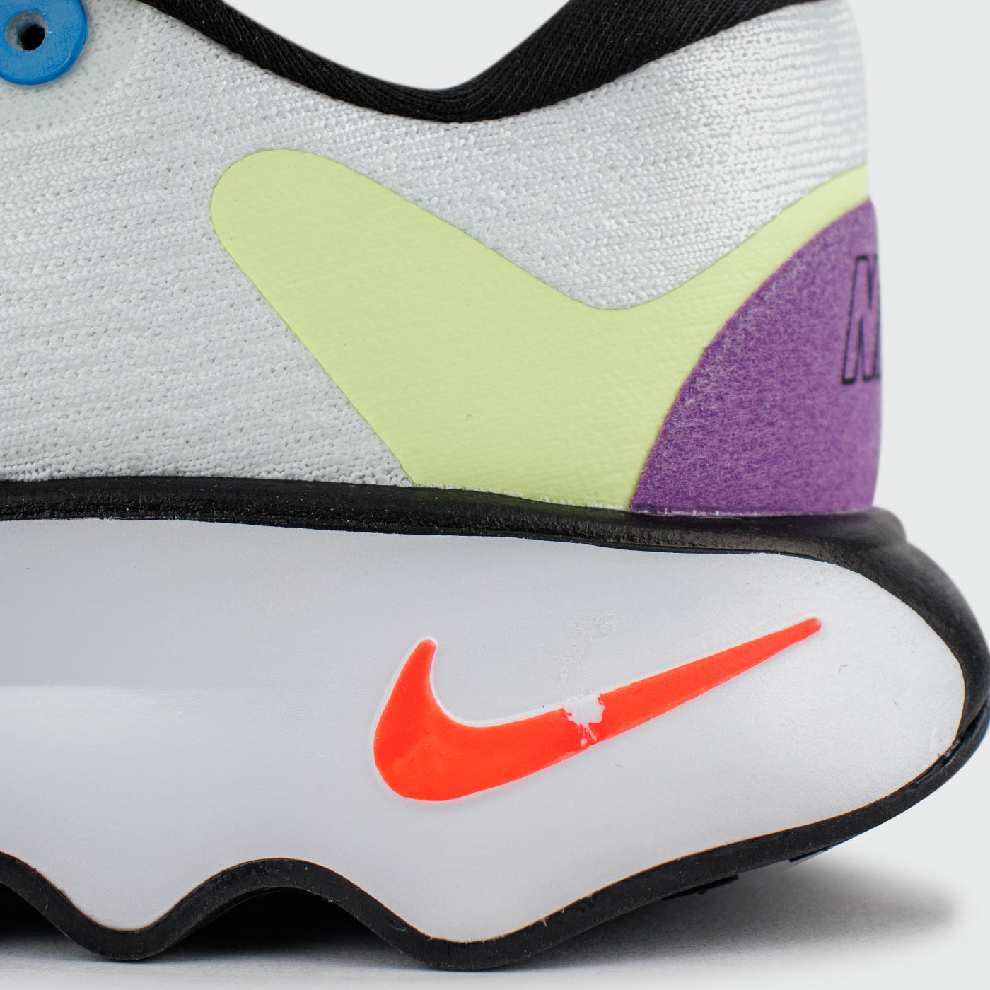 Кроссовки Nike Motiva White Colors Wmns