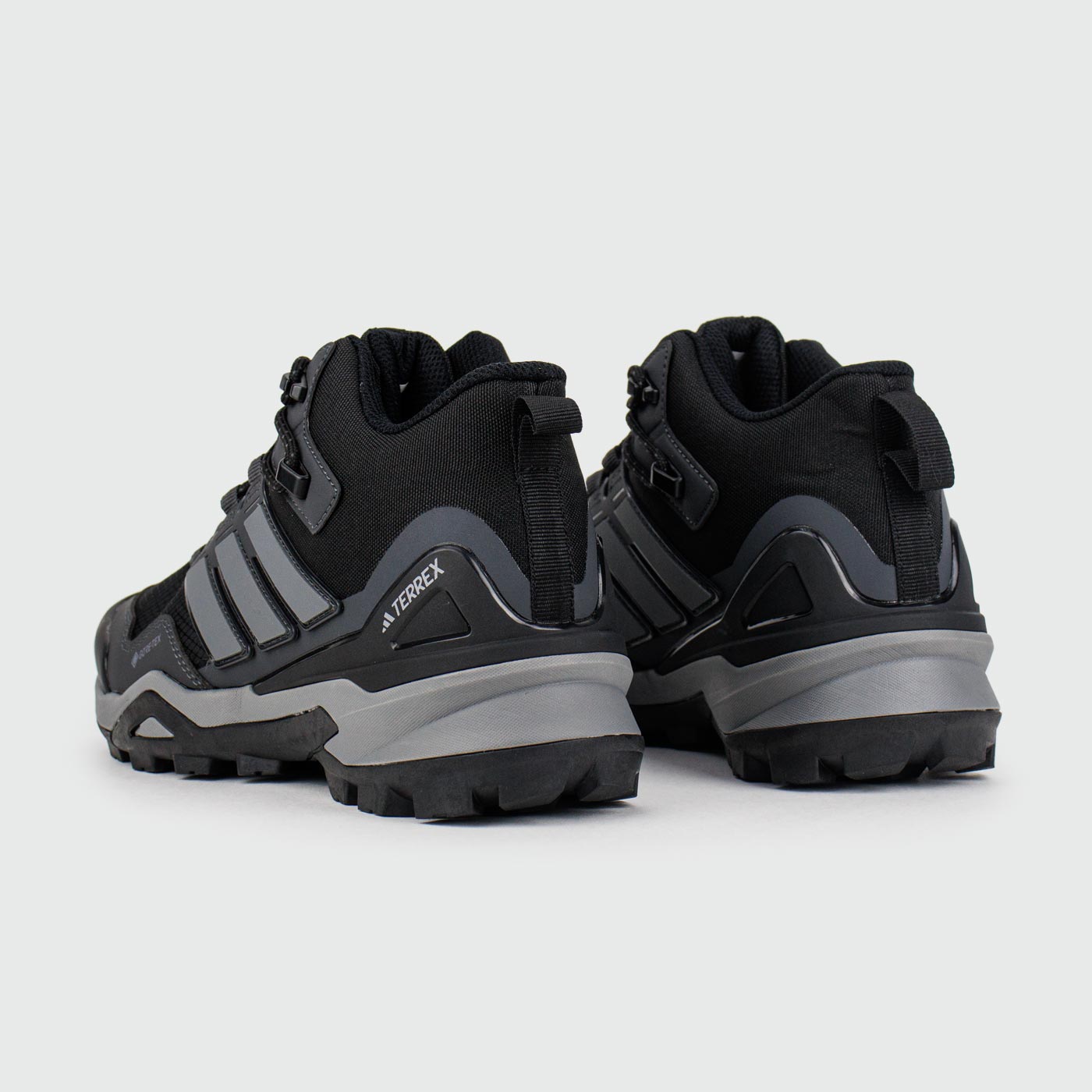 Ботинки Adidas Terrex AX4 Mid Grey Black Thermo Ботинки Adidas Terrex AX4 Mid Grey Black Thermo