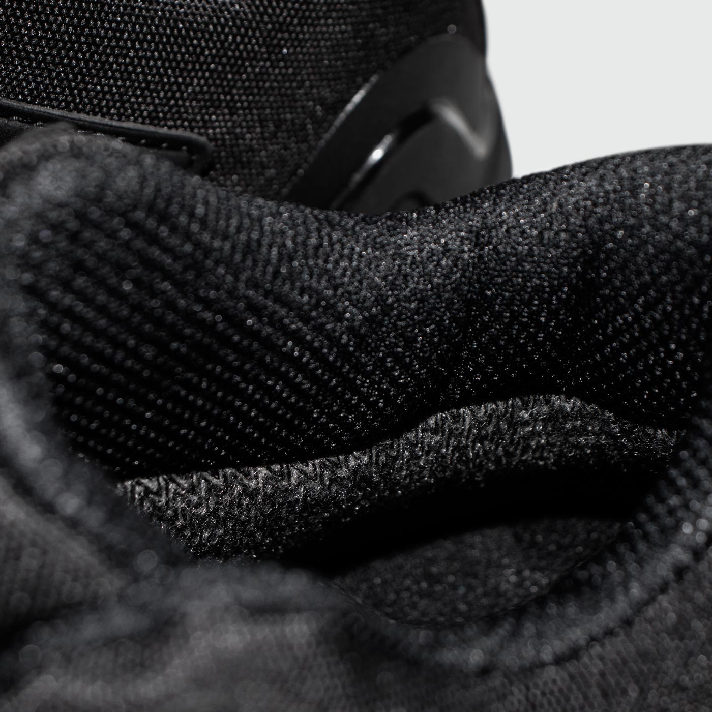 Ботинки Adidas Terrex AX4 Mid Black Thermo Ботинки Adidas Terrex AX4 Mid Black Thermo