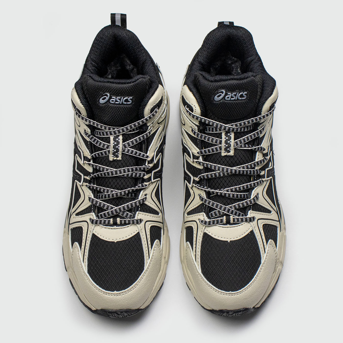 Кроссовки Asics Gel-Kahana 8 Mid White Black Wmns with Fur Кроссовки Asics Gel-Kahana 8 Mid White Black Wmns with Fur