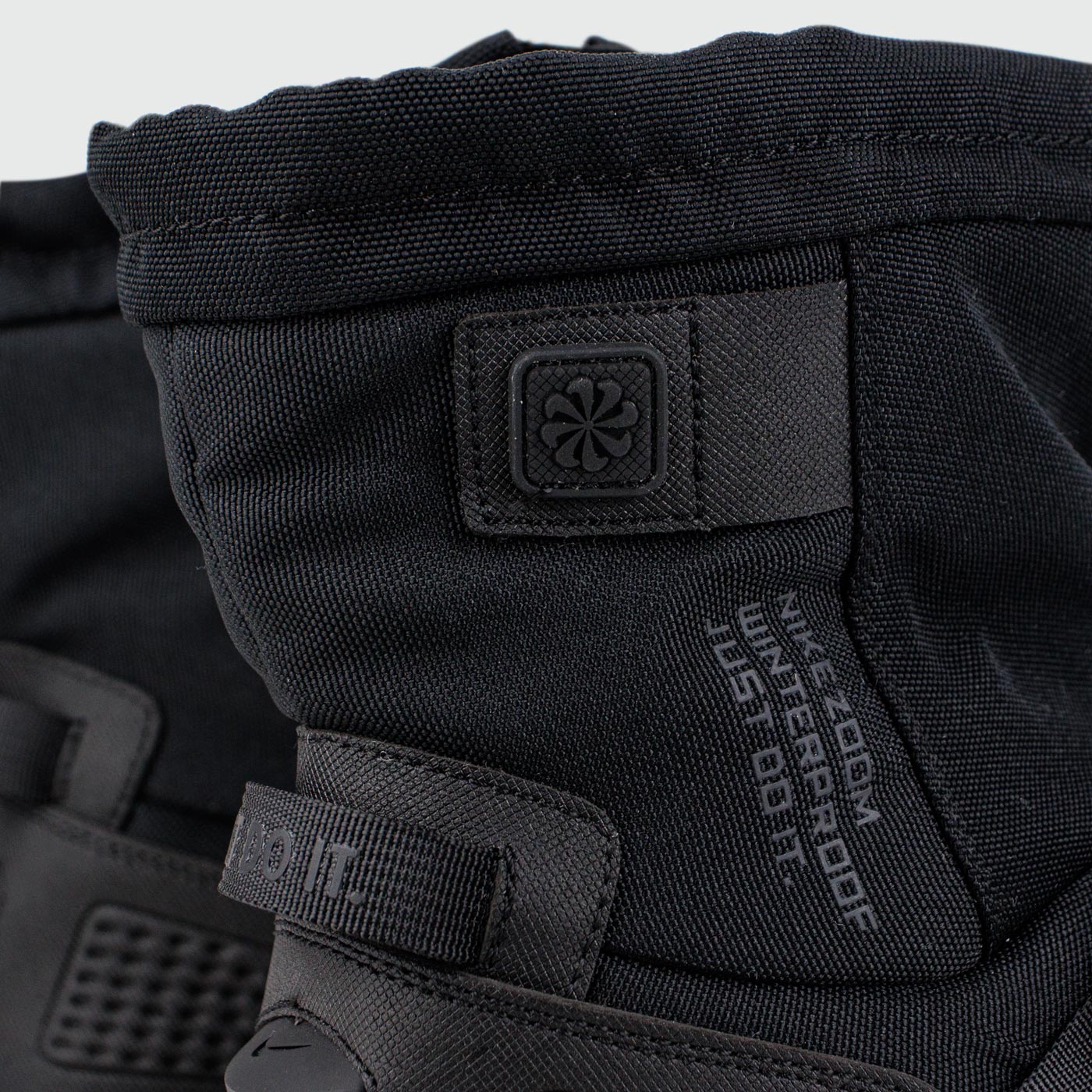 Сапоги Nike Winterproof Black with Fur Сапоги Nike Winterproof Black with Fur