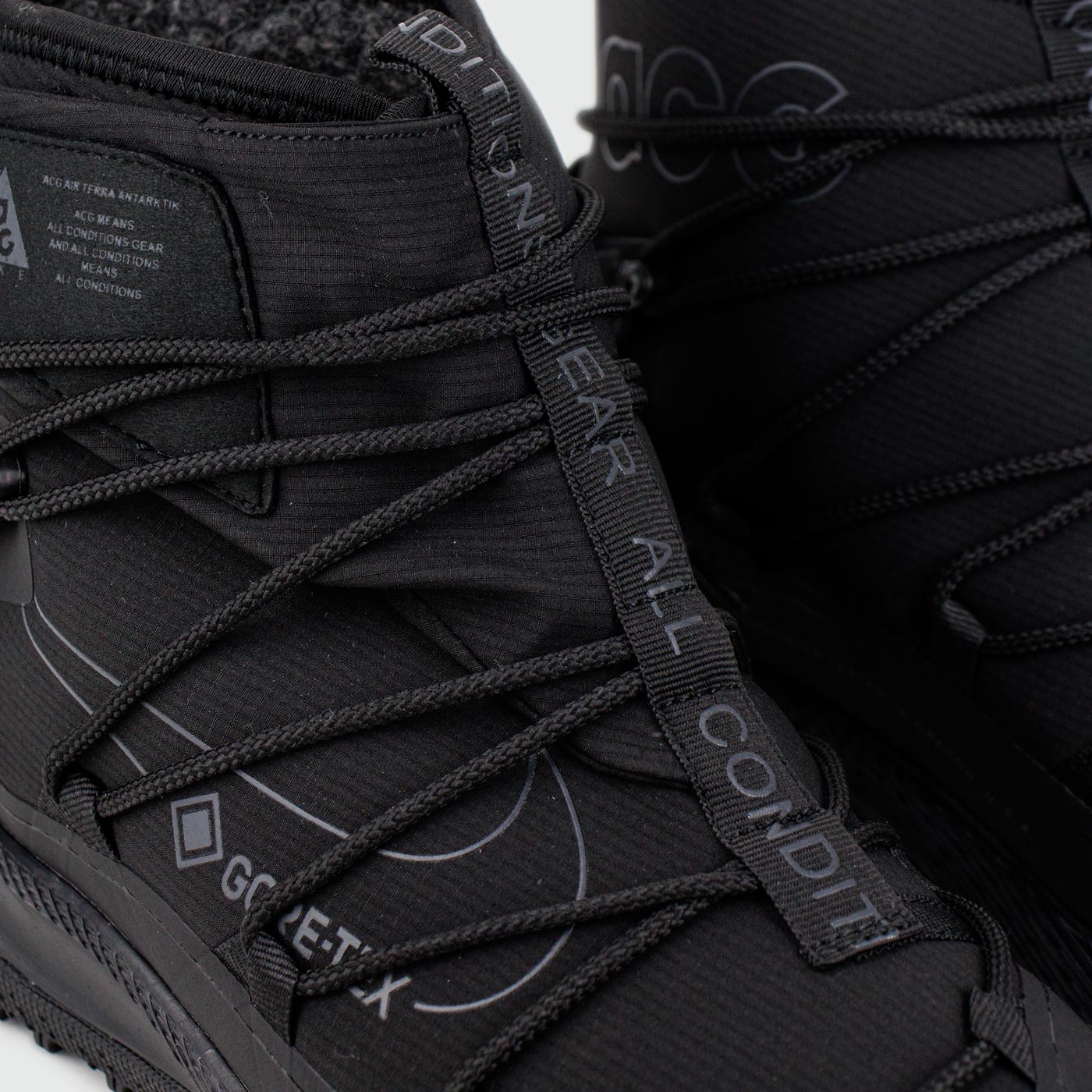 Кроссовки Nike ACG Terra Antarktik Black with Fur Кроссовки Nike ACG Terra Antarktik Black with Fur