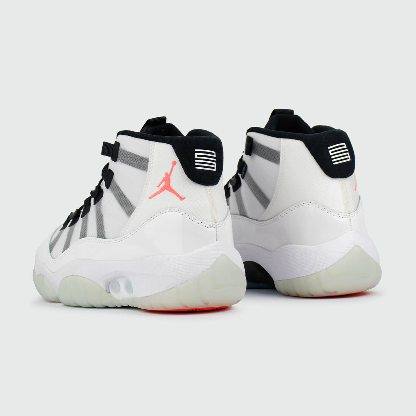 Кроссовки Air Jordan 11 Adapt White Кроссовки Air Jordan 11 Adapt White