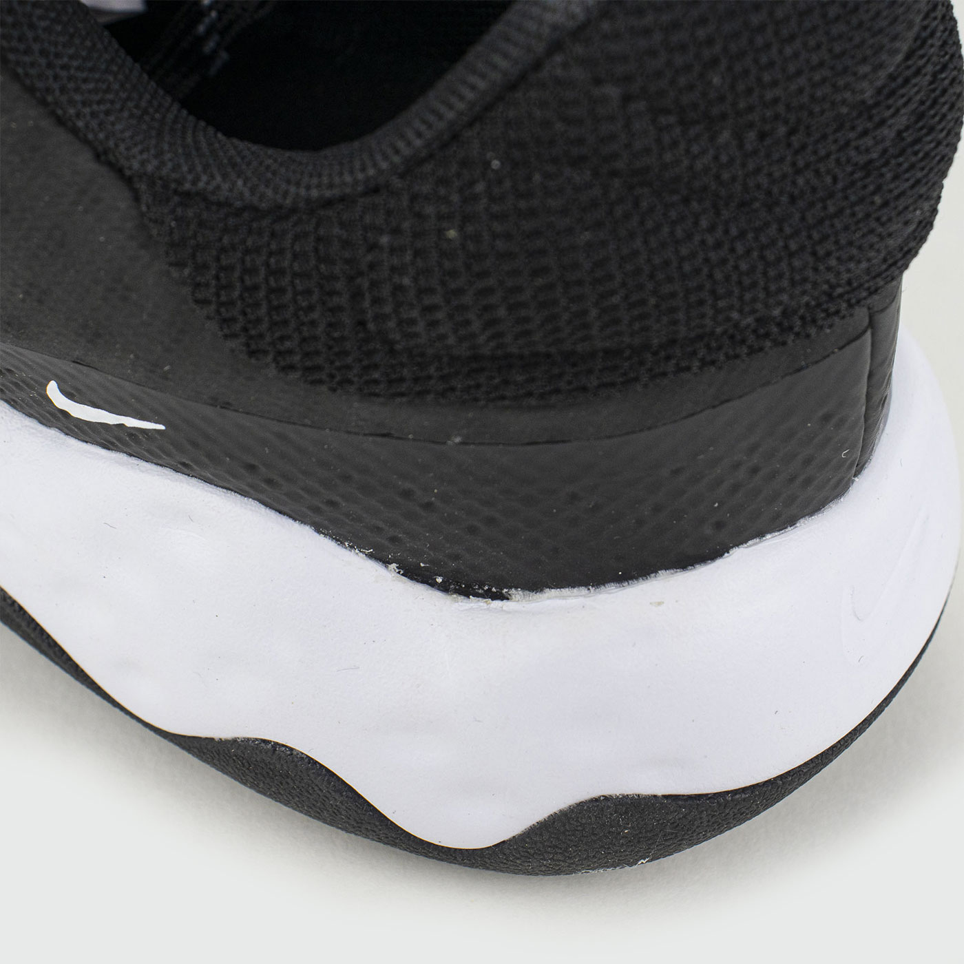 Кроссовки Nike Renew Ride 3 Black White