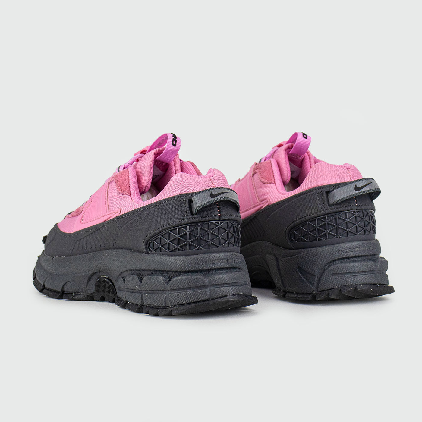 Кроссовки Nike Zoom Vomero 5 Roam Pink Black Wmns