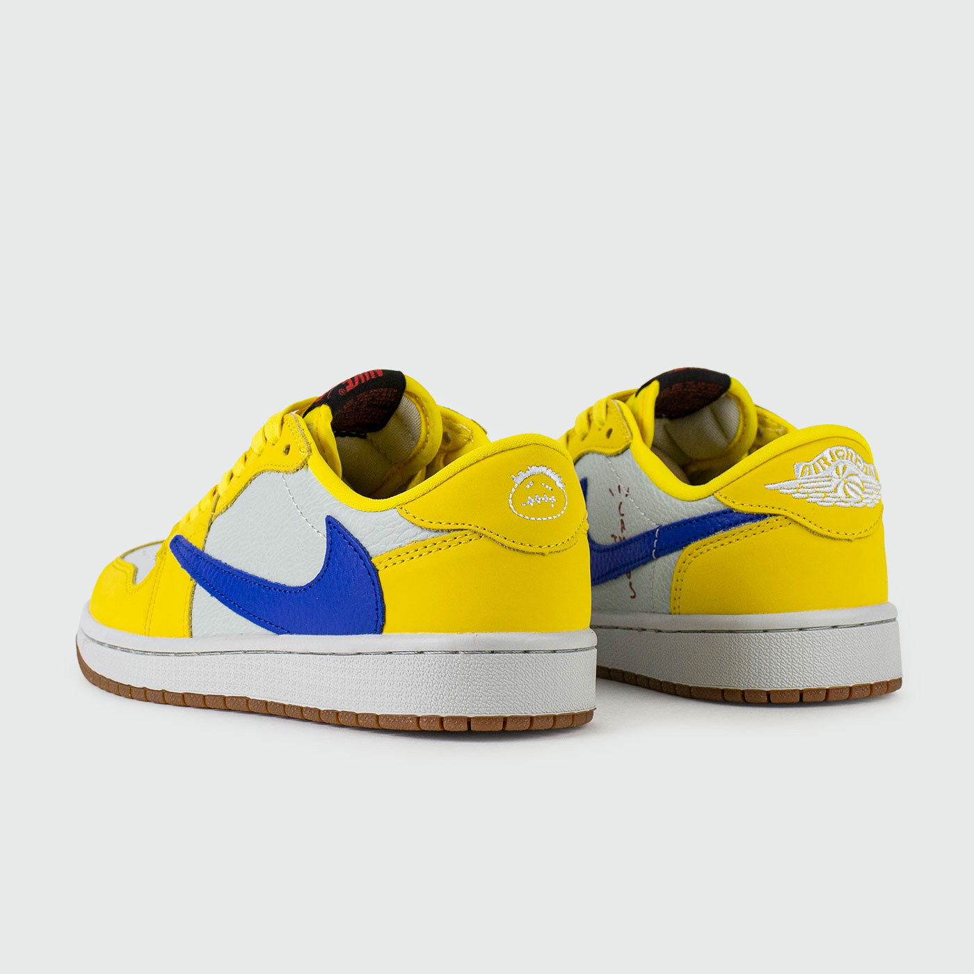 Кроссовки Air Jordan 1 Low x Travis Scott Canary Wmns